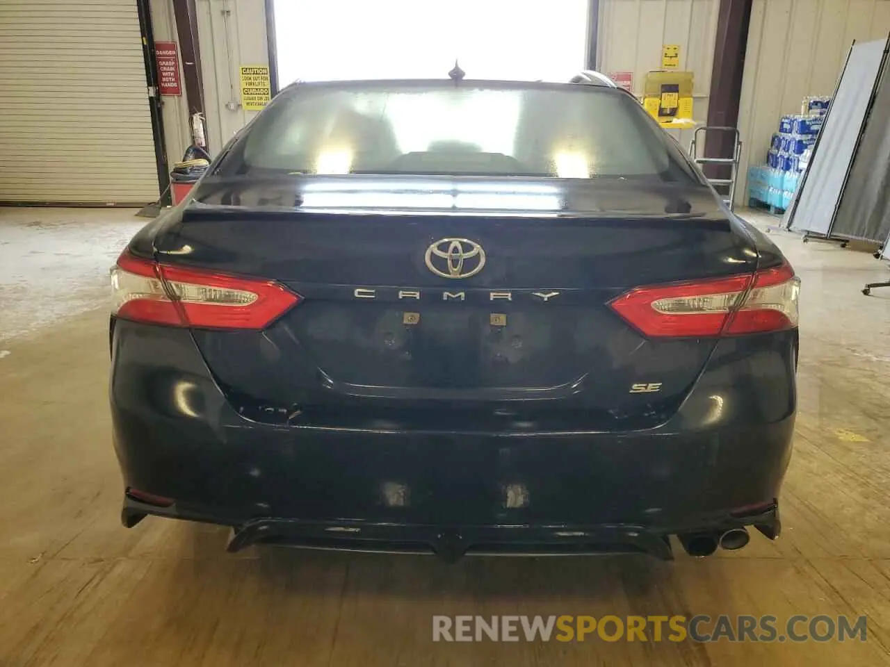 6 Photograph of a damaged car 4T1G11AK1LU360369 TOYOTA CAMRY 2020