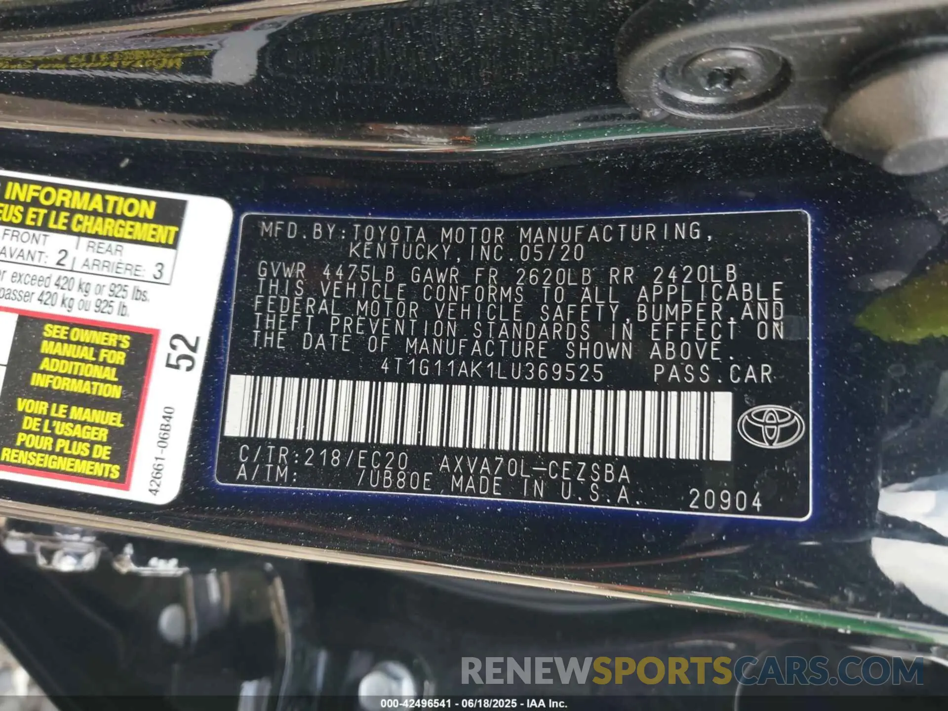 9 Photograph of a damaged car 4T1G11AK1LU369525 TOYOTA CAMRY 2020