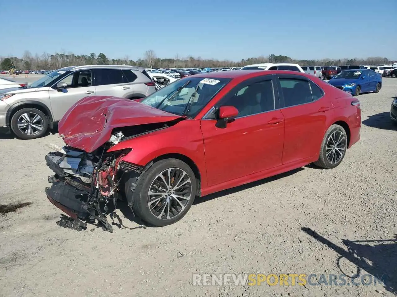 1 Photograph of a damaged car 4T1G11AK1LU380783 TOYOTA CAMRY 2020