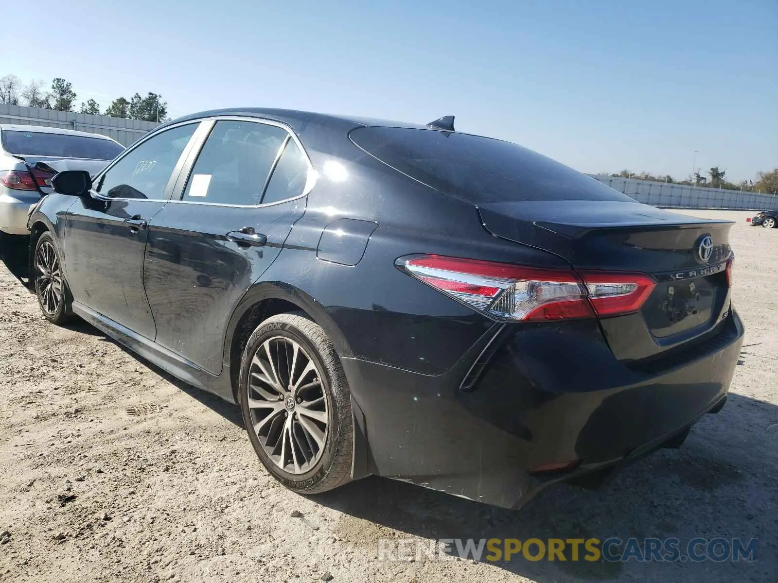3 Photograph of a damaged car 4T1G11AK1LU859642 TOYOTA CAMRY 2020