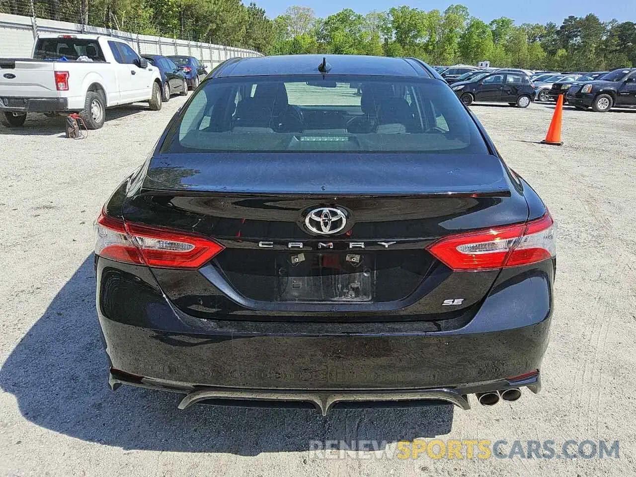 6 Photograph of a damaged car 4T1G11AK1LU868907 TOYOTA CAMRY 2020
