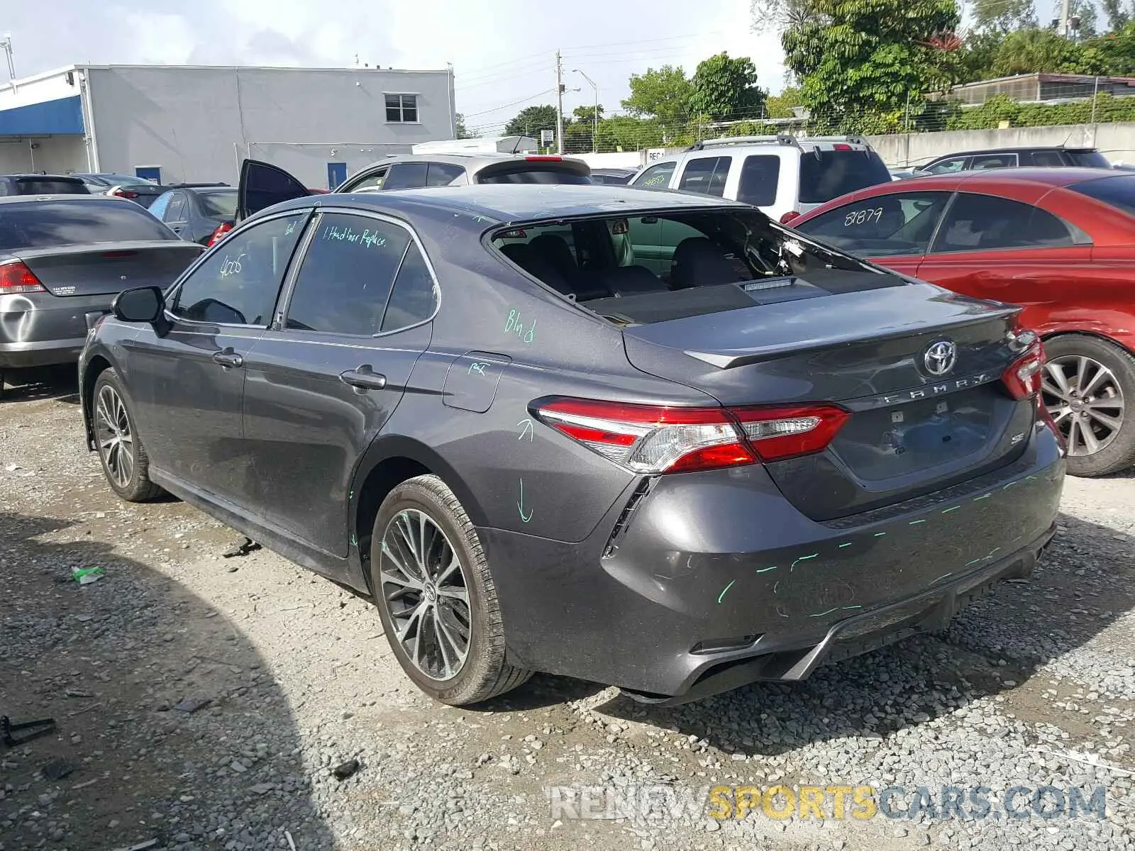 3 Photograph of a damaged car 4T1G11AK1LU920326 TOYOTA CAMRY 2020