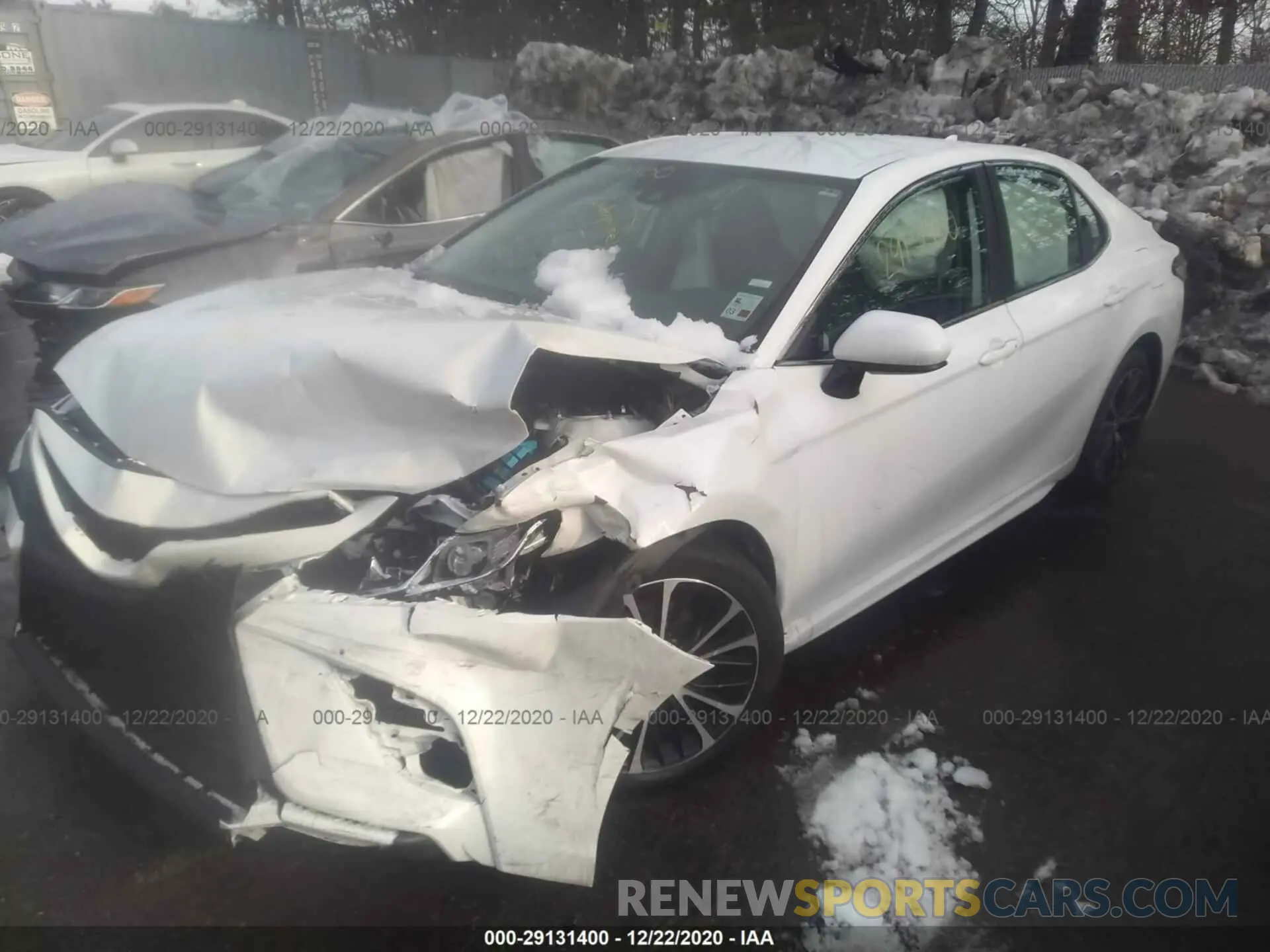 2 Photograph of a damaged car 4T1G11AK1LU939426 TOYOTA CAMRY 2020