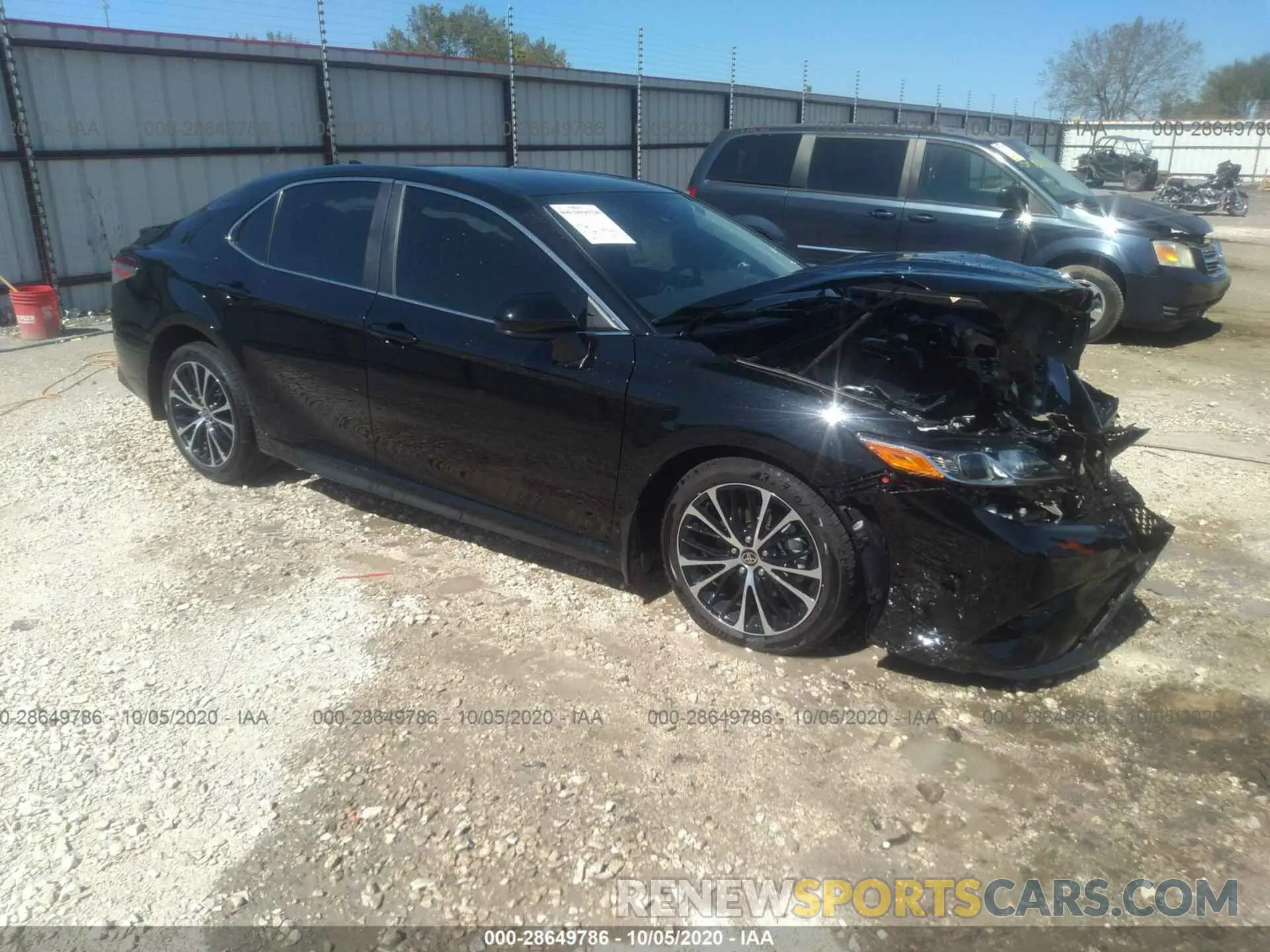 1 Photograph of a damaged car 4T1G11AK1LU950393 TOYOTA CAMRY 2020