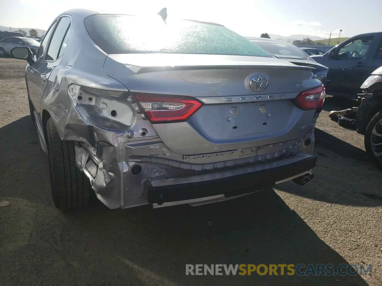 9 Photograph of a damaged car 4T1G11AK1LU965444 TOYOTA CAMRY 2020