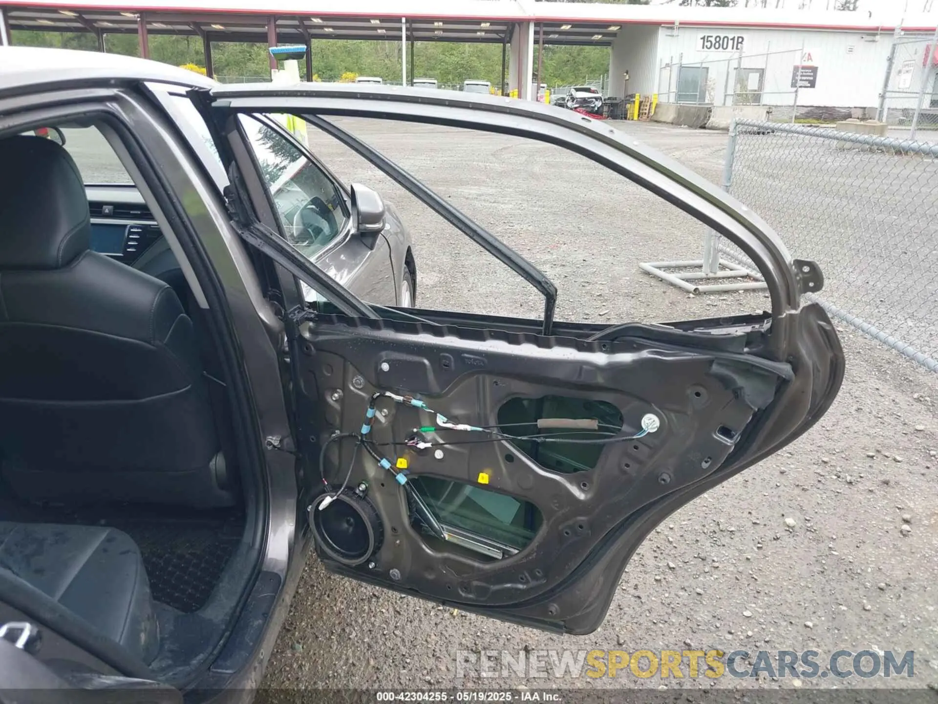 18 Photograph of a damaged car 4T1G11AK1LU983345 TOYOTA CAMRY 2020
