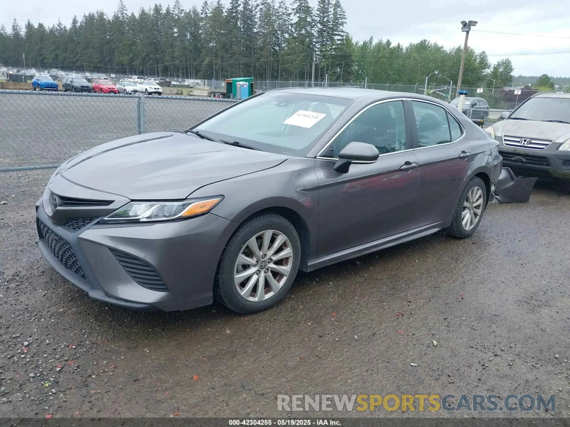 2 Photograph of a damaged car 4T1G11AK1LU983345 TOYOTA CAMRY 2020