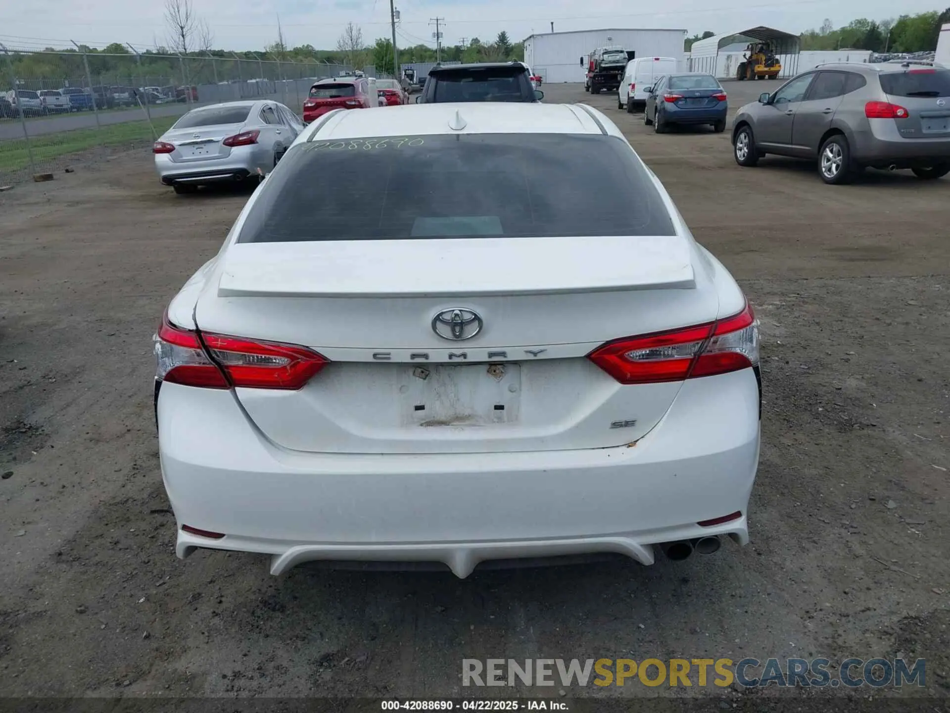 16 Фотография поврежденного автомобиля 4T1G11AK2LU359098 TOYOTA CAMRY 2020