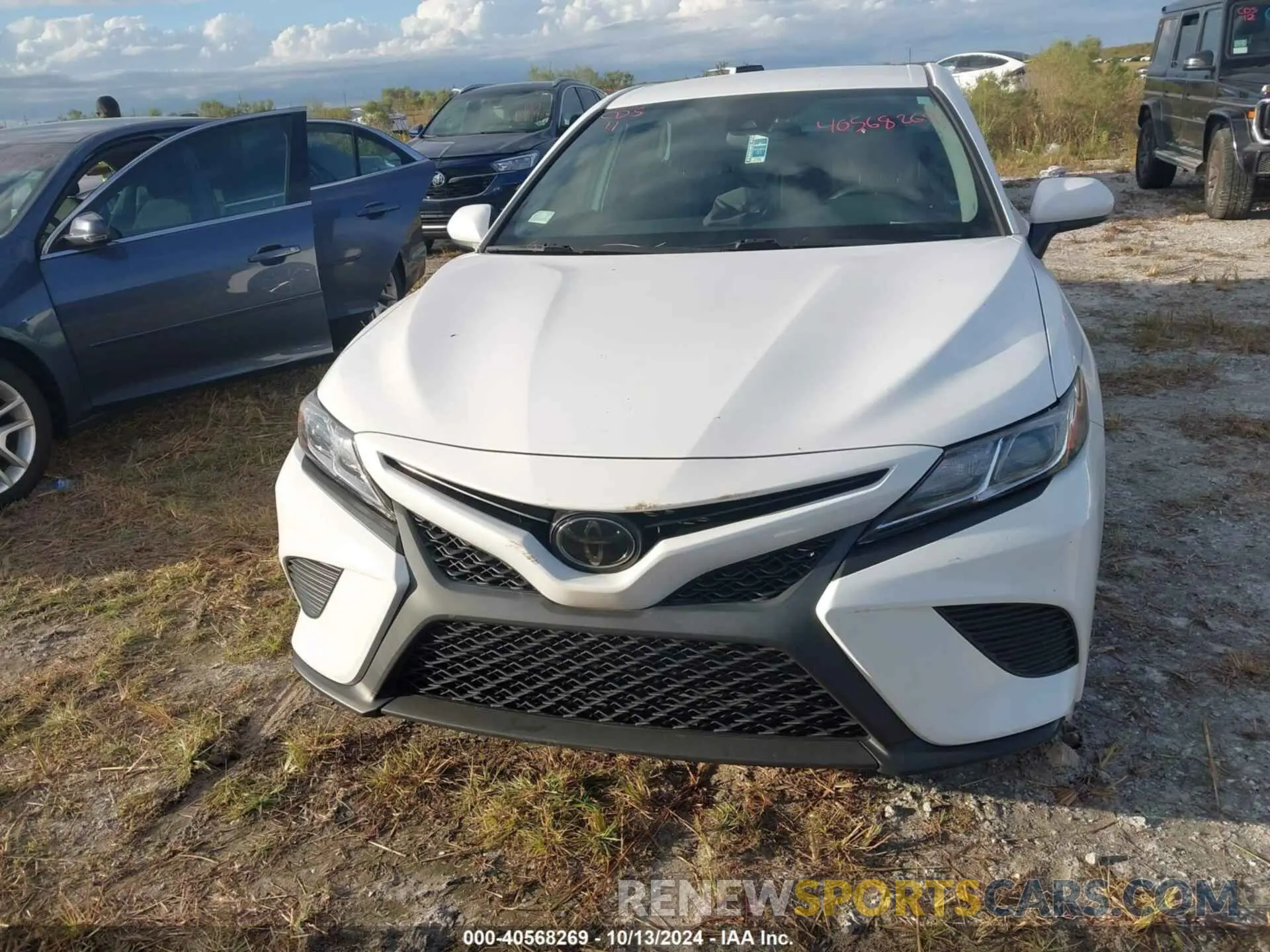 12 Photograph of a damaged car 4T1G11AK2LU377519 TOYOTA CAMRY 2020