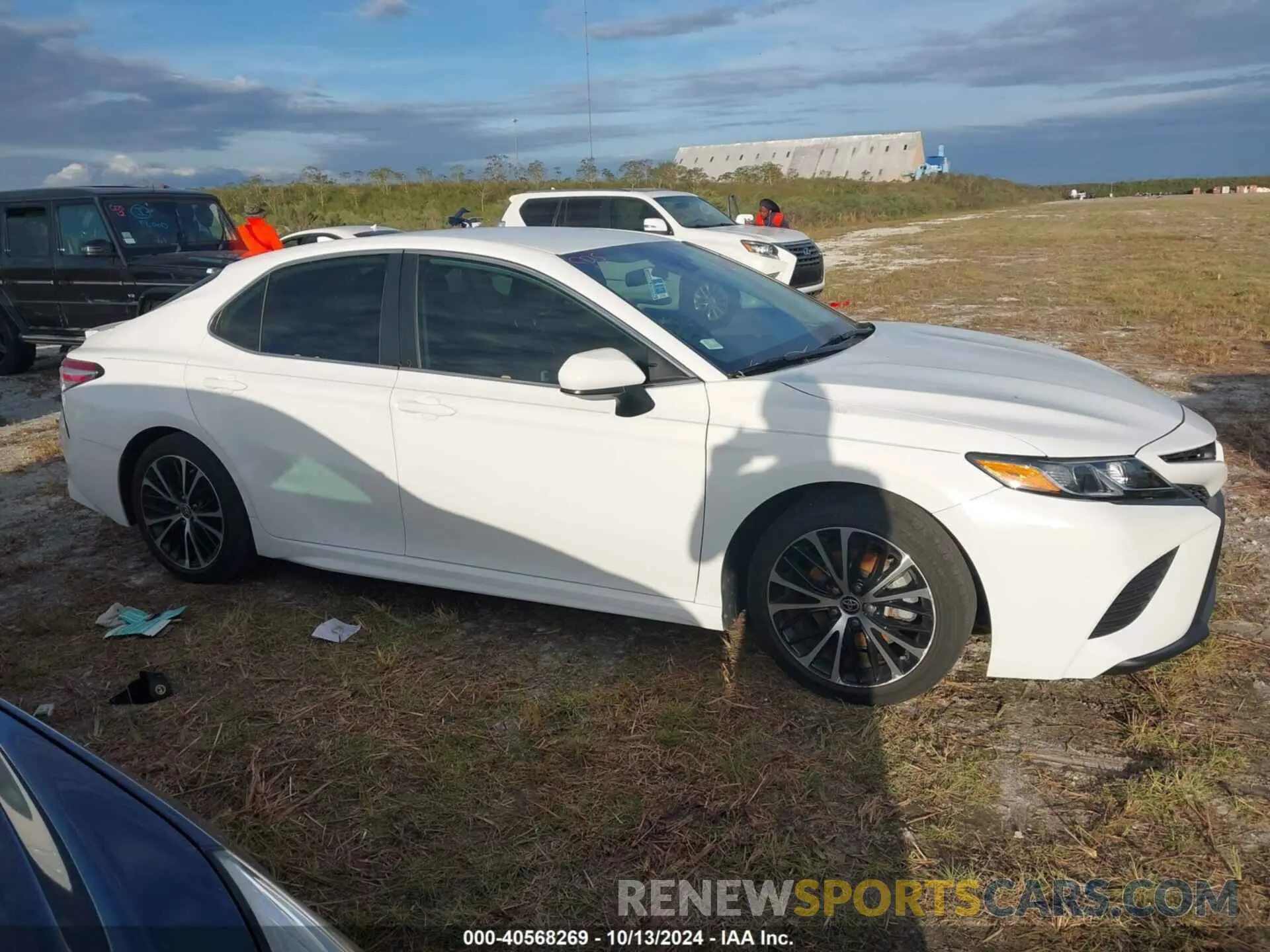 13 Photograph of a damaged car 4T1G11AK2LU377519 TOYOTA CAMRY 2020