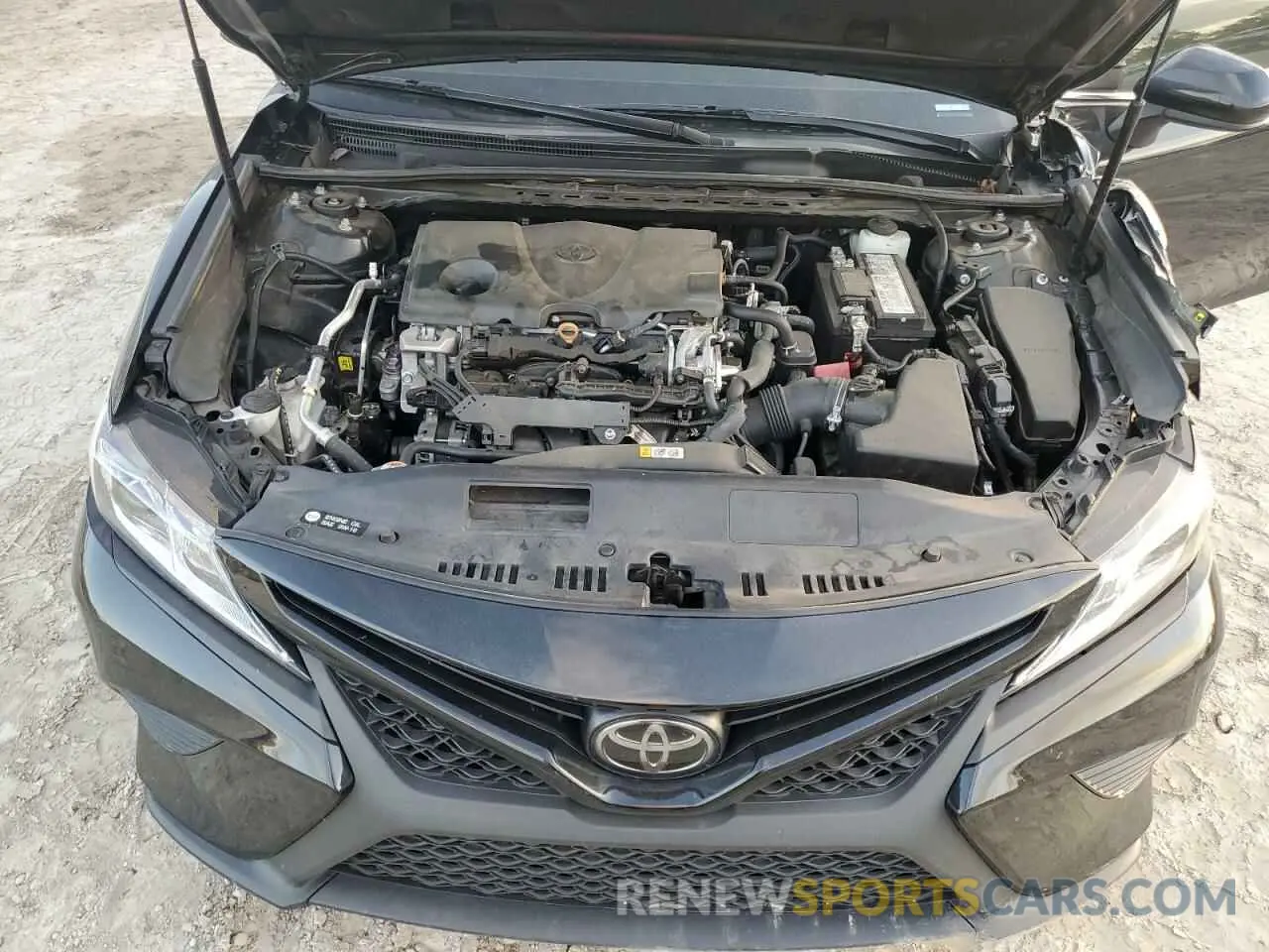 11 Photograph of a damaged car 4T1G11AK2LU393607 TOYOTA CAMRY 2020