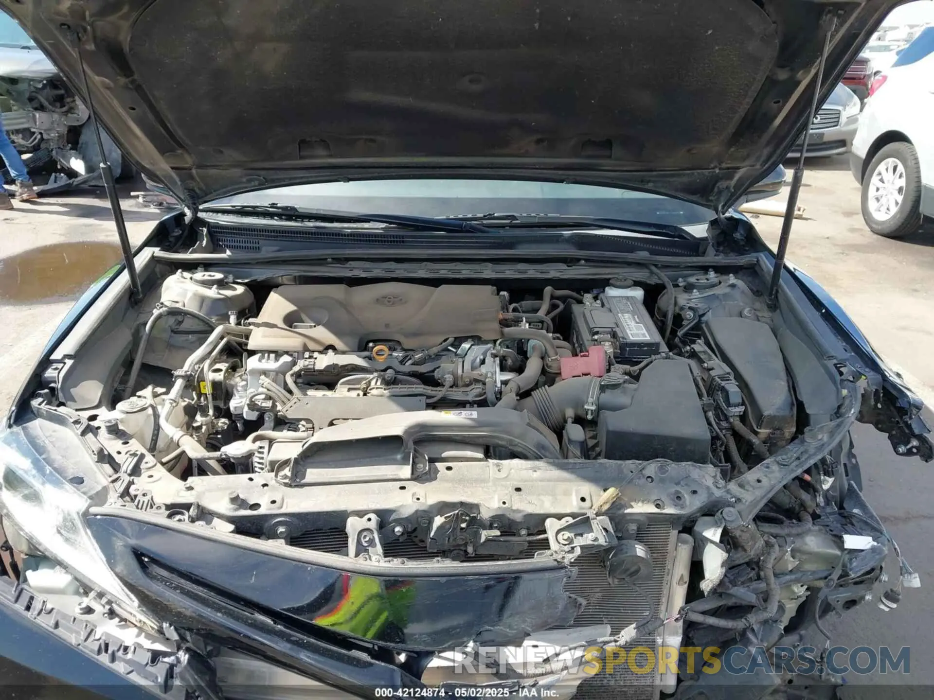 10 Photograph of a damaged car 4T1G11AK2LU401673 TOYOTA CAMRY 2020
