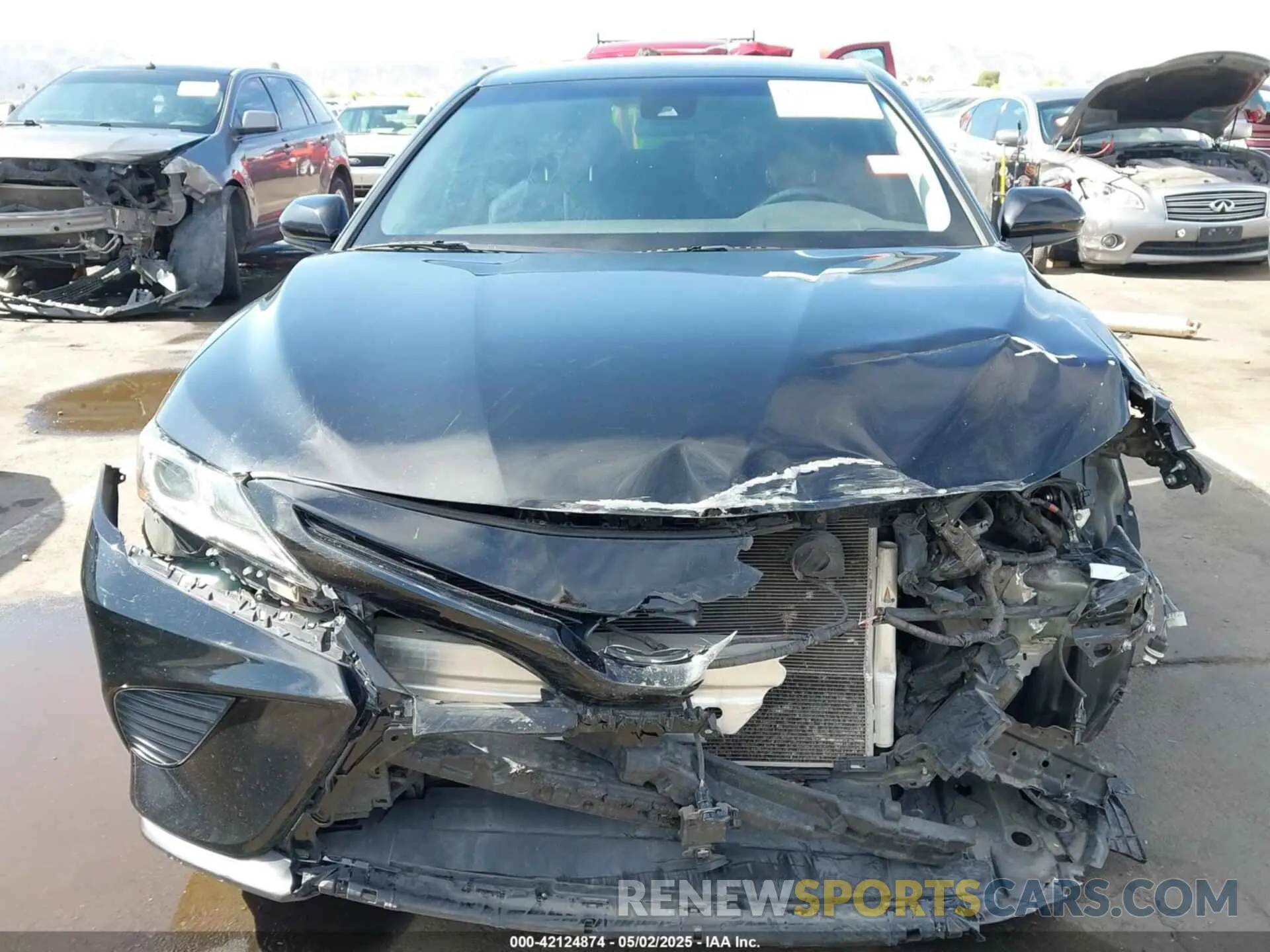 13 Photograph of a damaged car 4T1G11AK2LU401673 TOYOTA CAMRY 2020