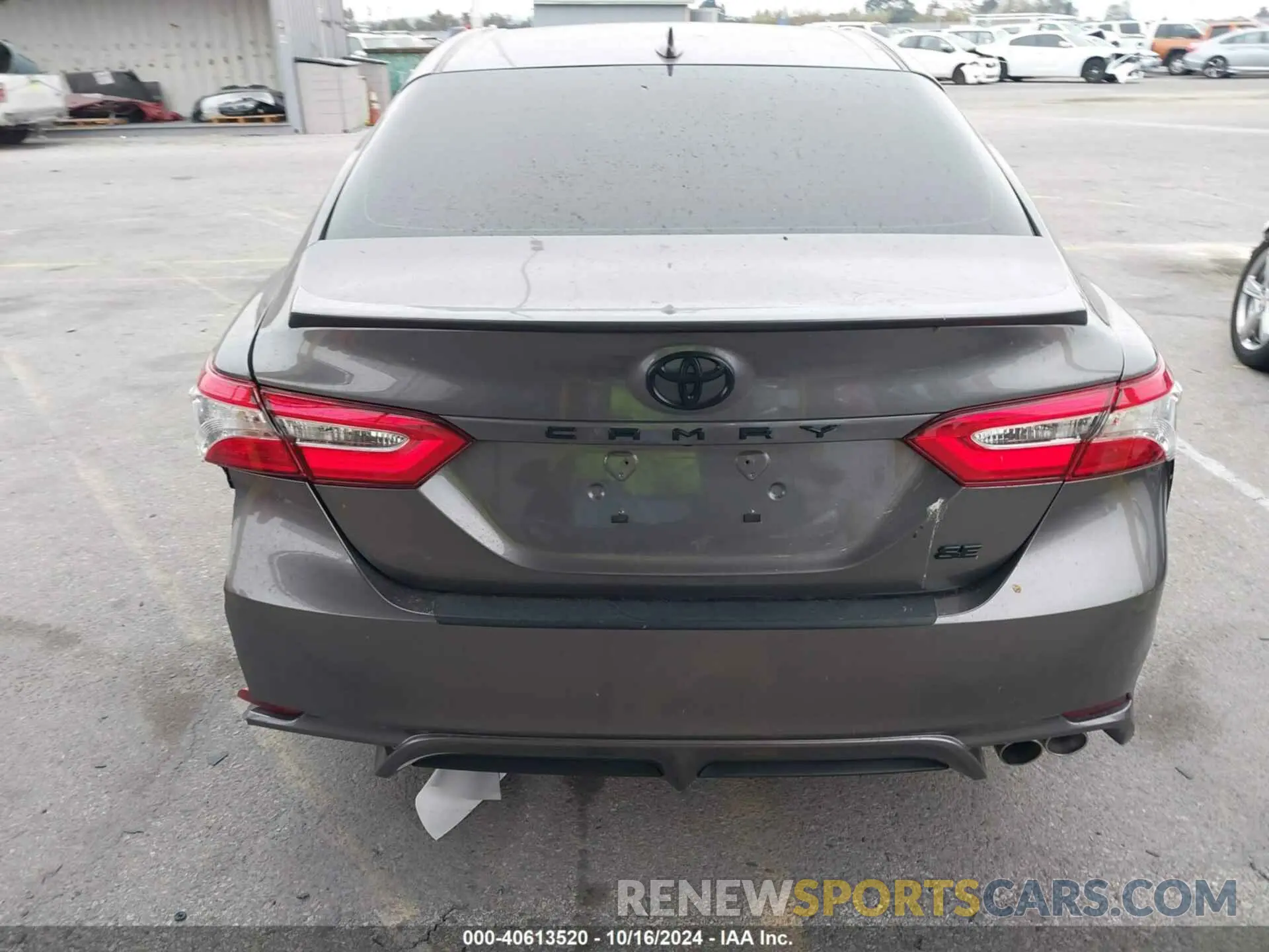 16 Фотография поврежденного автомобиля 4T1G11AK2LU503779 TOYOTA CAMRY 2020