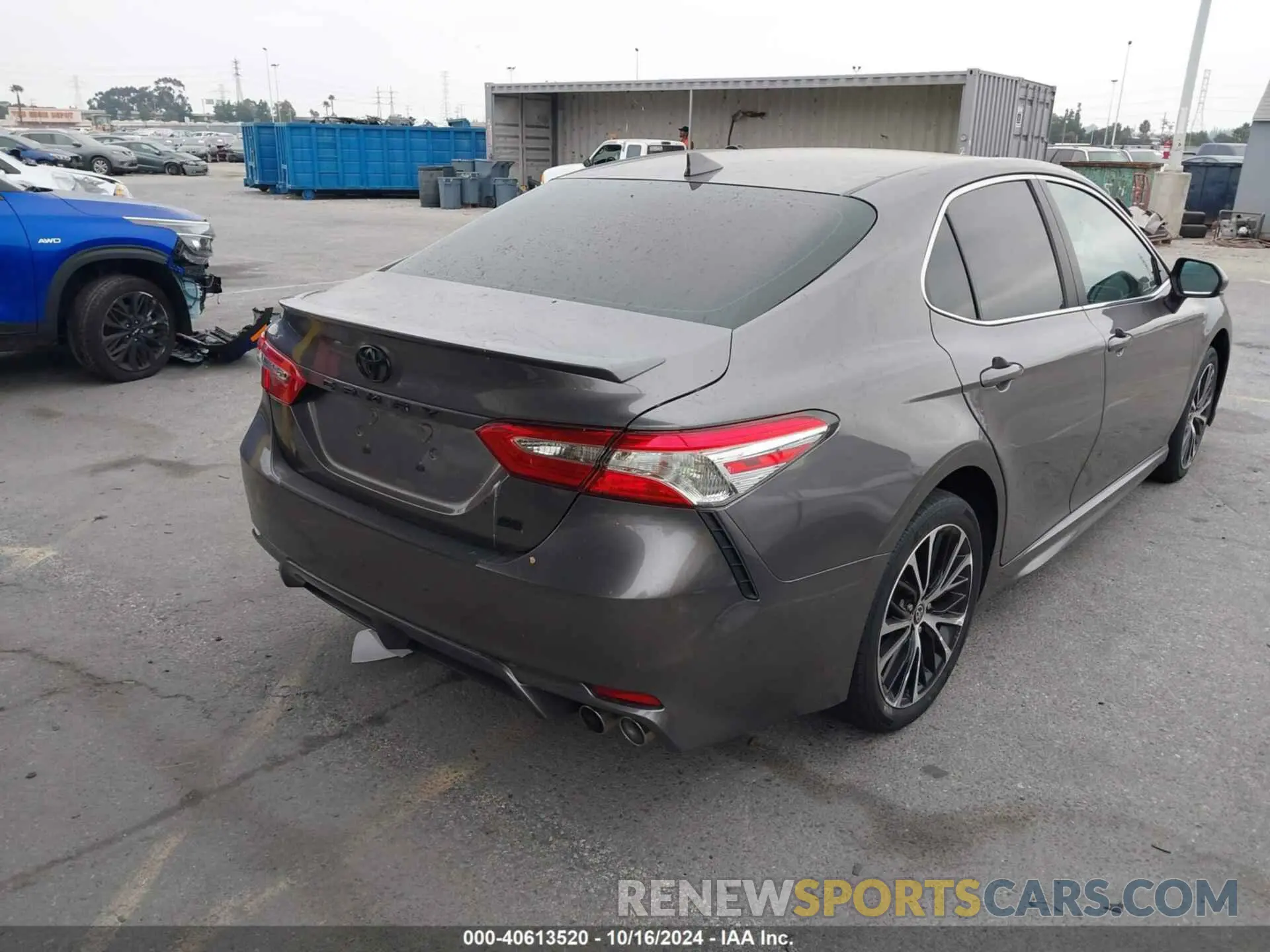 4 Фотография поврежденного автомобиля 4T1G11AK2LU503779 TOYOTA CAMRY 2020