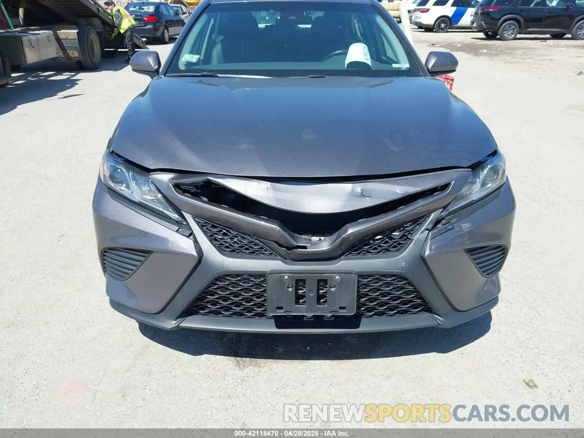 6 Photograph of a damaged car 4T1G11AK2LU862209 TOYOTA CAMRY 2020