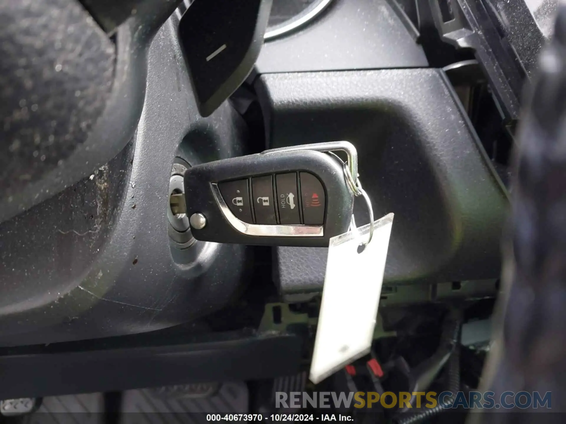 11 Photograph of a damaged car 4T1G11AK2LU865207 TOYOTA CAMRY 2020