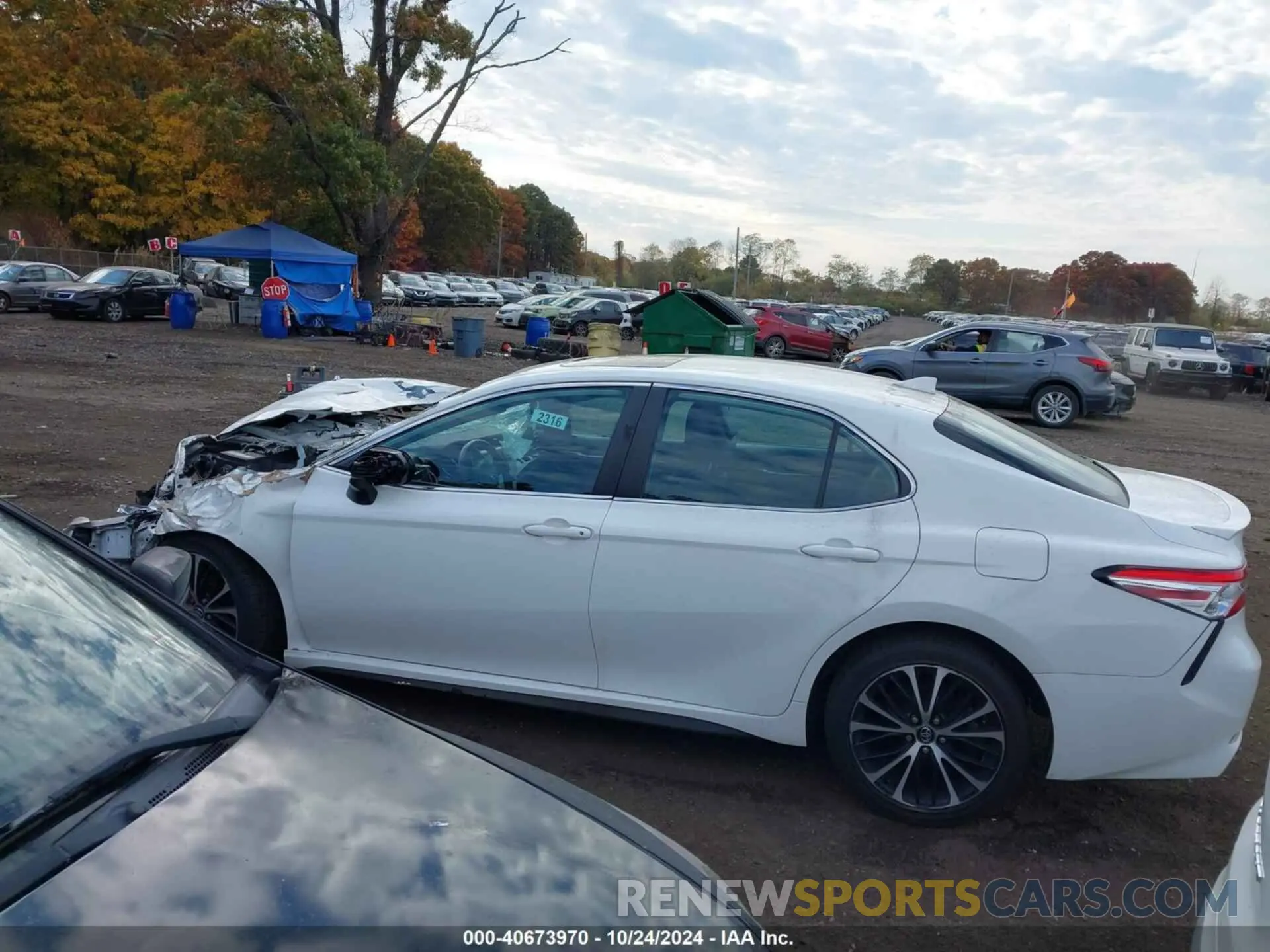 14 Photograph of a damaged car 4T1G11AK2LU865207 TOYOTA CAMRY 2020