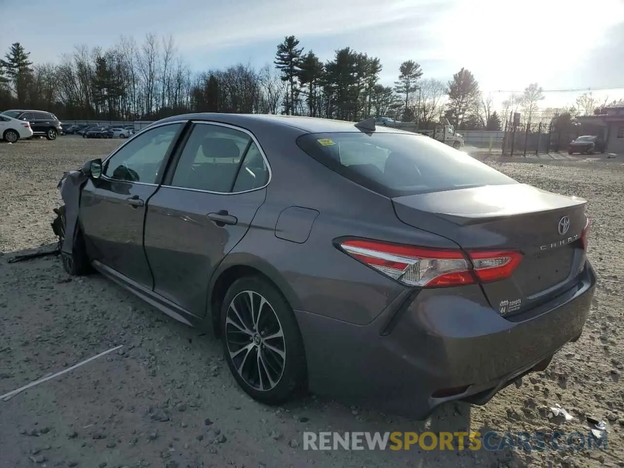 2 Фотография поврежденного автомобиля 4T1G11AK2LU875039 TOYOTA CAMRY 2020