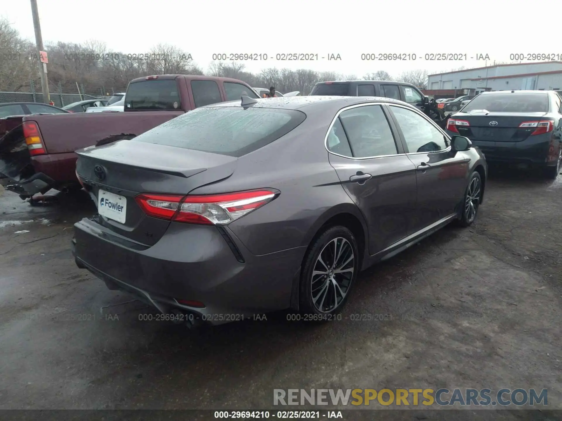4 Photograph of a damaged car 4T1G11AK2LU906516 TOYOTA CAMRY 2020