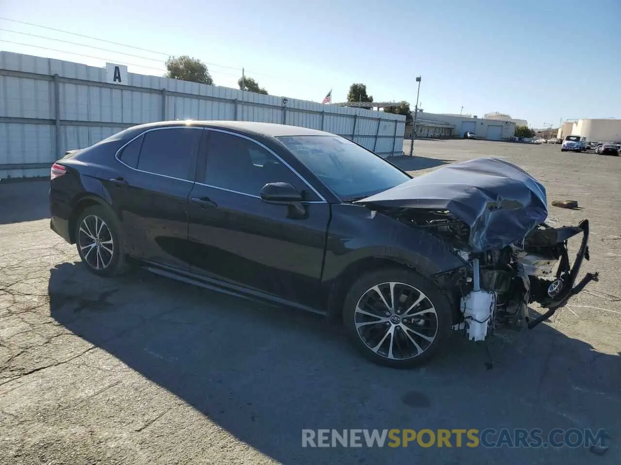 4 Фотография поврежденного автомобиля 4T1G11AK2LU910727 TOYOTA CAMRY 2020