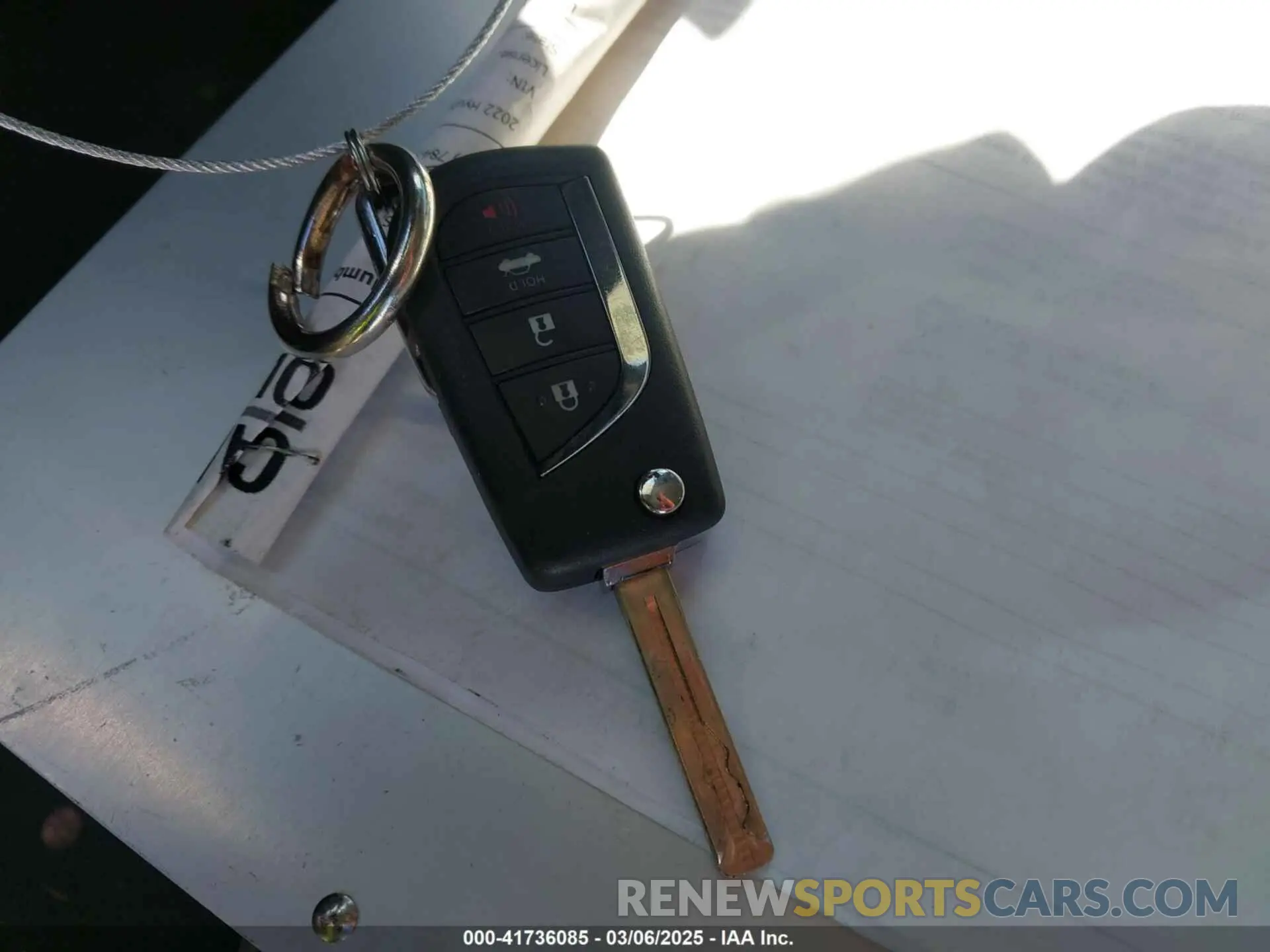 11 Фотография поврежденного автомобиля 4T1G11AK2LU927172 TOYOTA CAMRY 2020