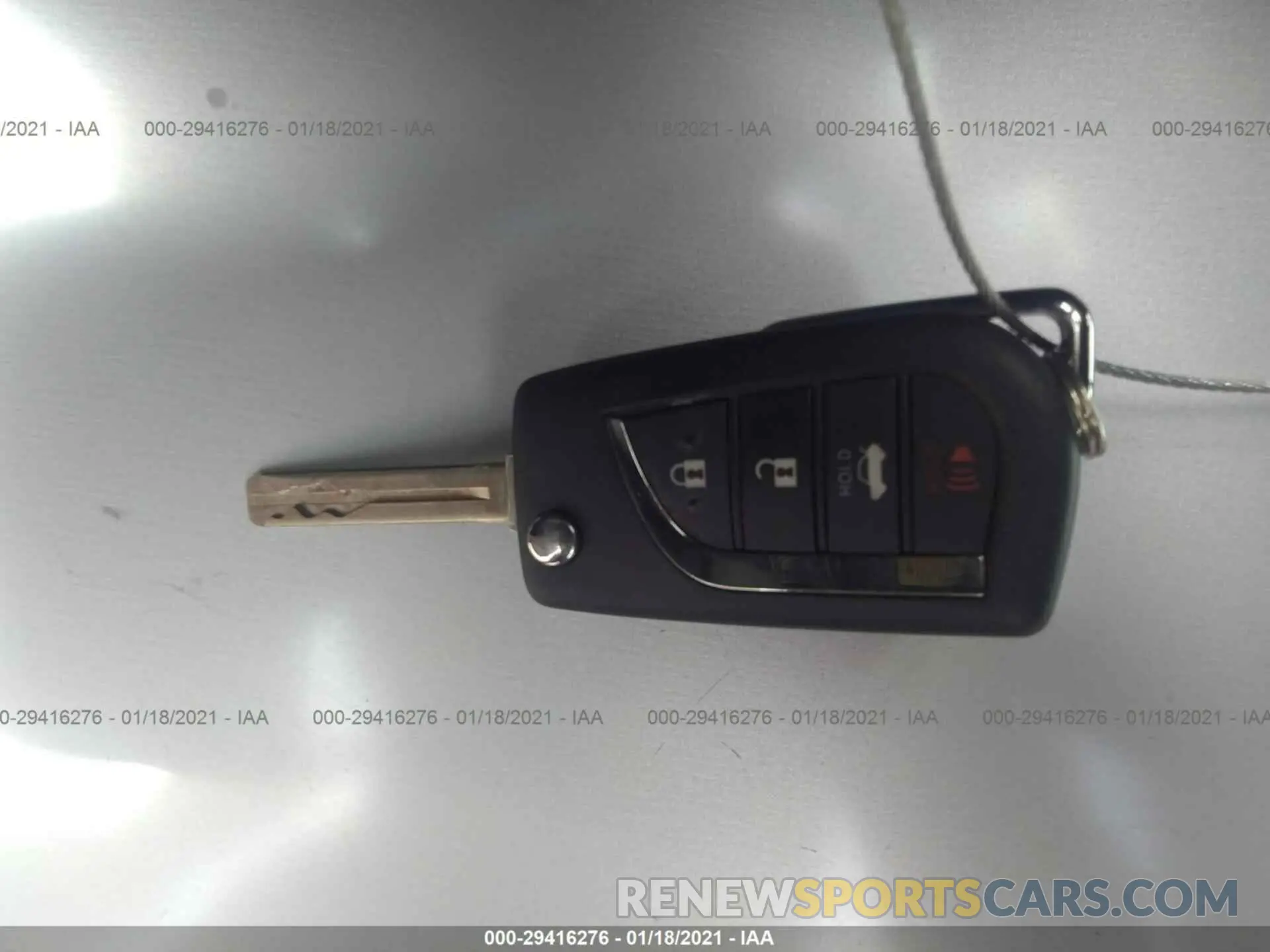 11 Photograph of a damaged car 4T1G11AK2LU931366 TOYOTA CAMRY 2020