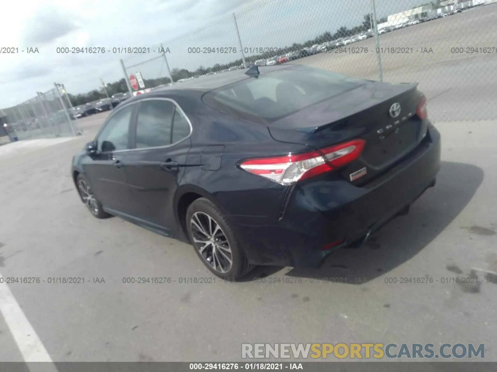 3 Photograph of a damaged car 4T1G11AK2LU931366 TOYOTA CAMRY 2020