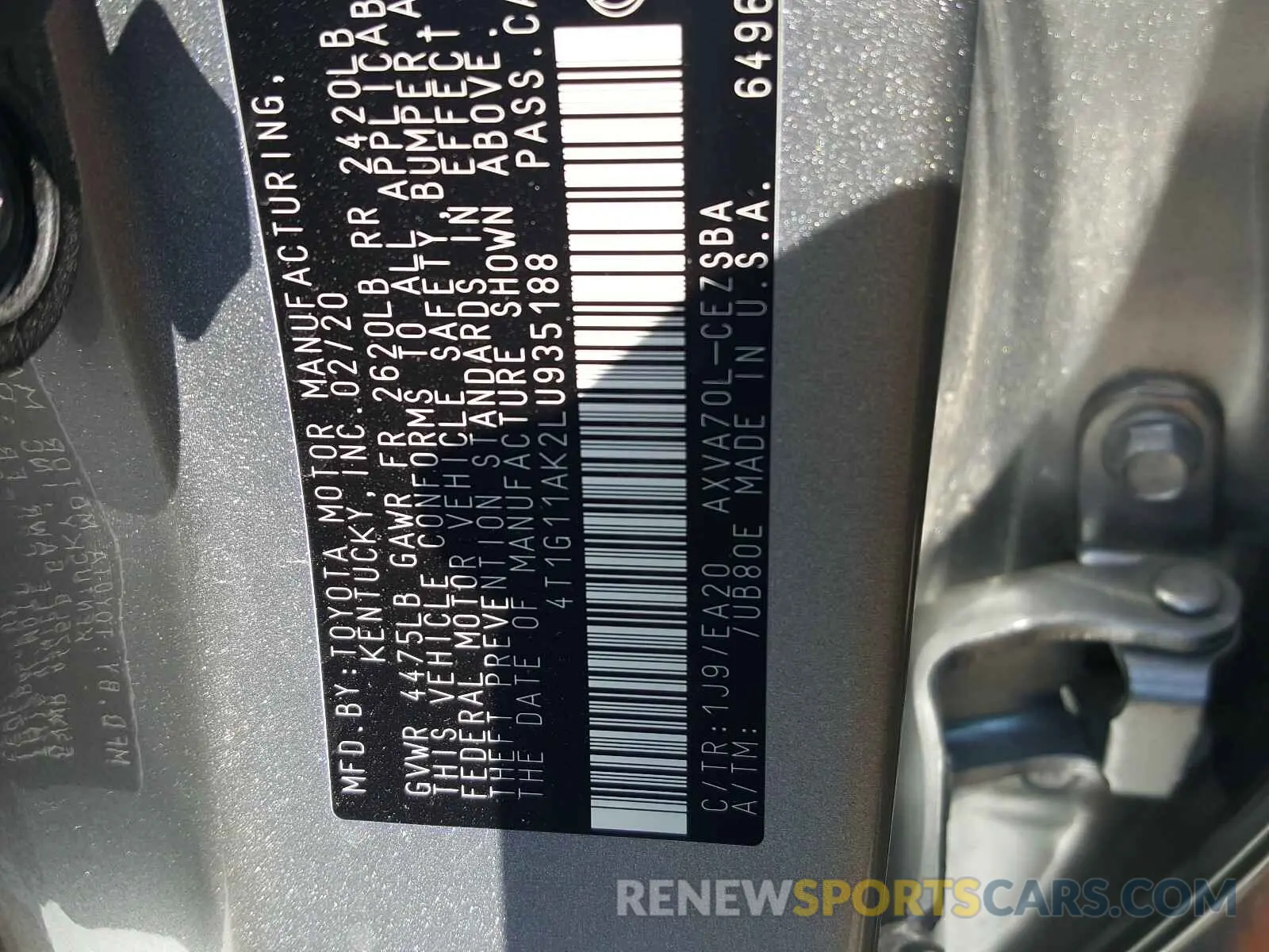 10 Photograph of a damaged car 4T1G11AK2LU935188 TOYOTA CAMRY 2020