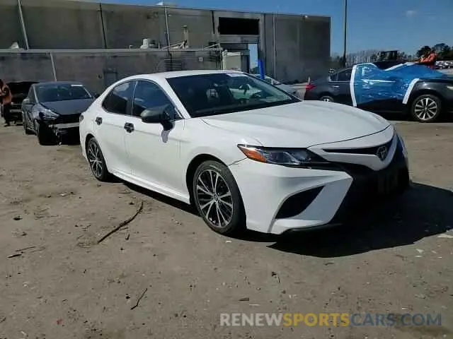 11 Photograph of a damaged car 4T1G11AK2LU938866 TOYOTA CAMRY 2020