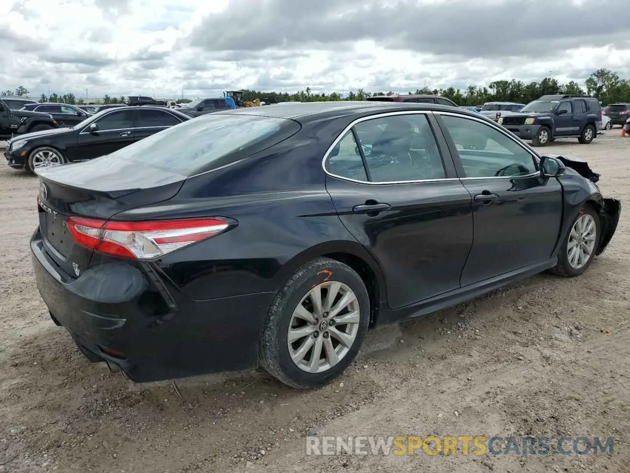 3 Photograph of a damaged car 4T1G11AK2LU988568 TOYOTA CAMRY 2020