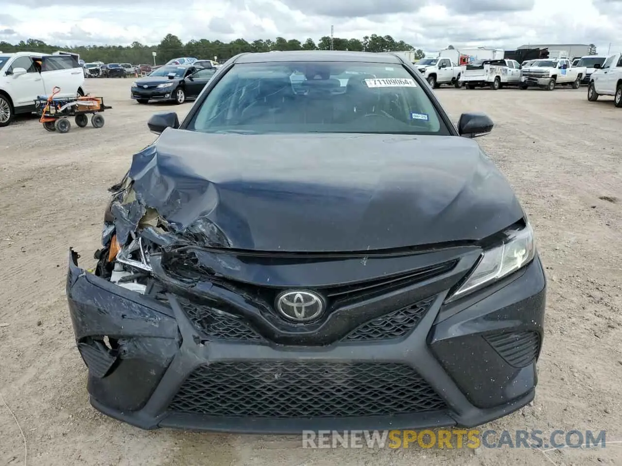5 Photograph of a damaged car 4T1G11AK2LU988568 TOYOTA CAMRY 2020