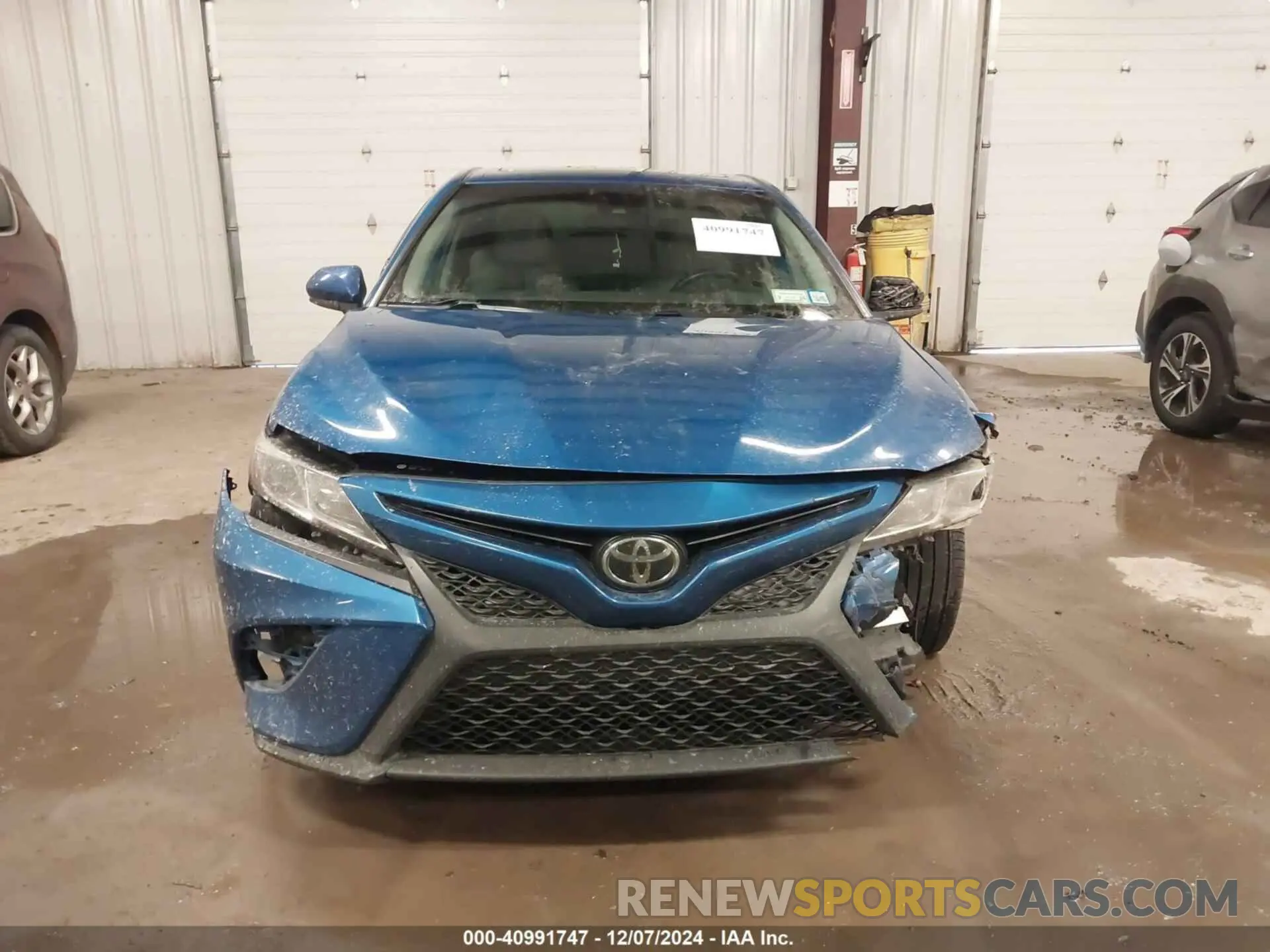 12 Photograph of a damaged car 4T1G11AK3LU309018 TOYOTA CAMRY 2020