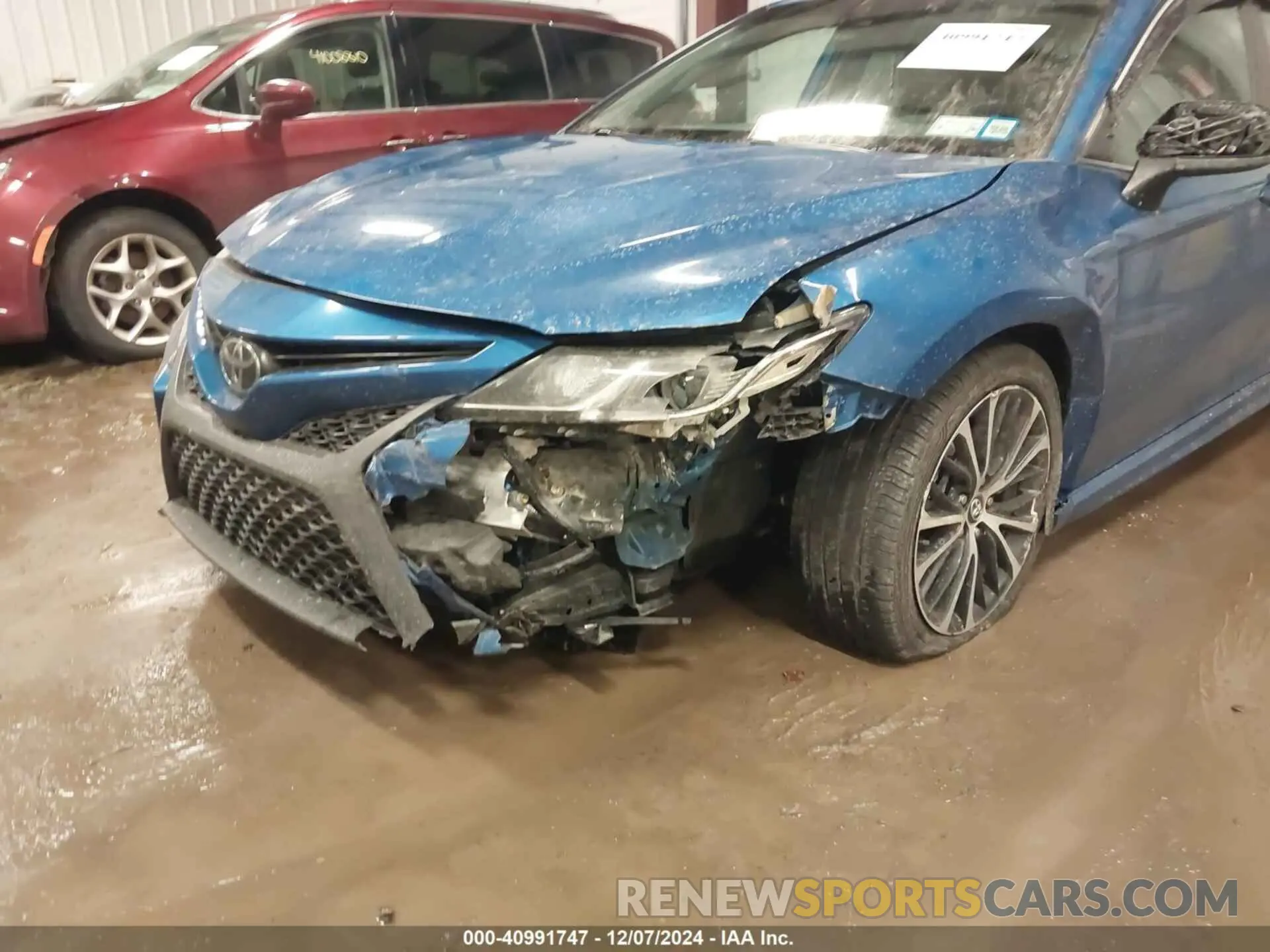 6 Photograph of a damaged car 4T1G11AK3LU309018 TOYOTA CAMRY 2020