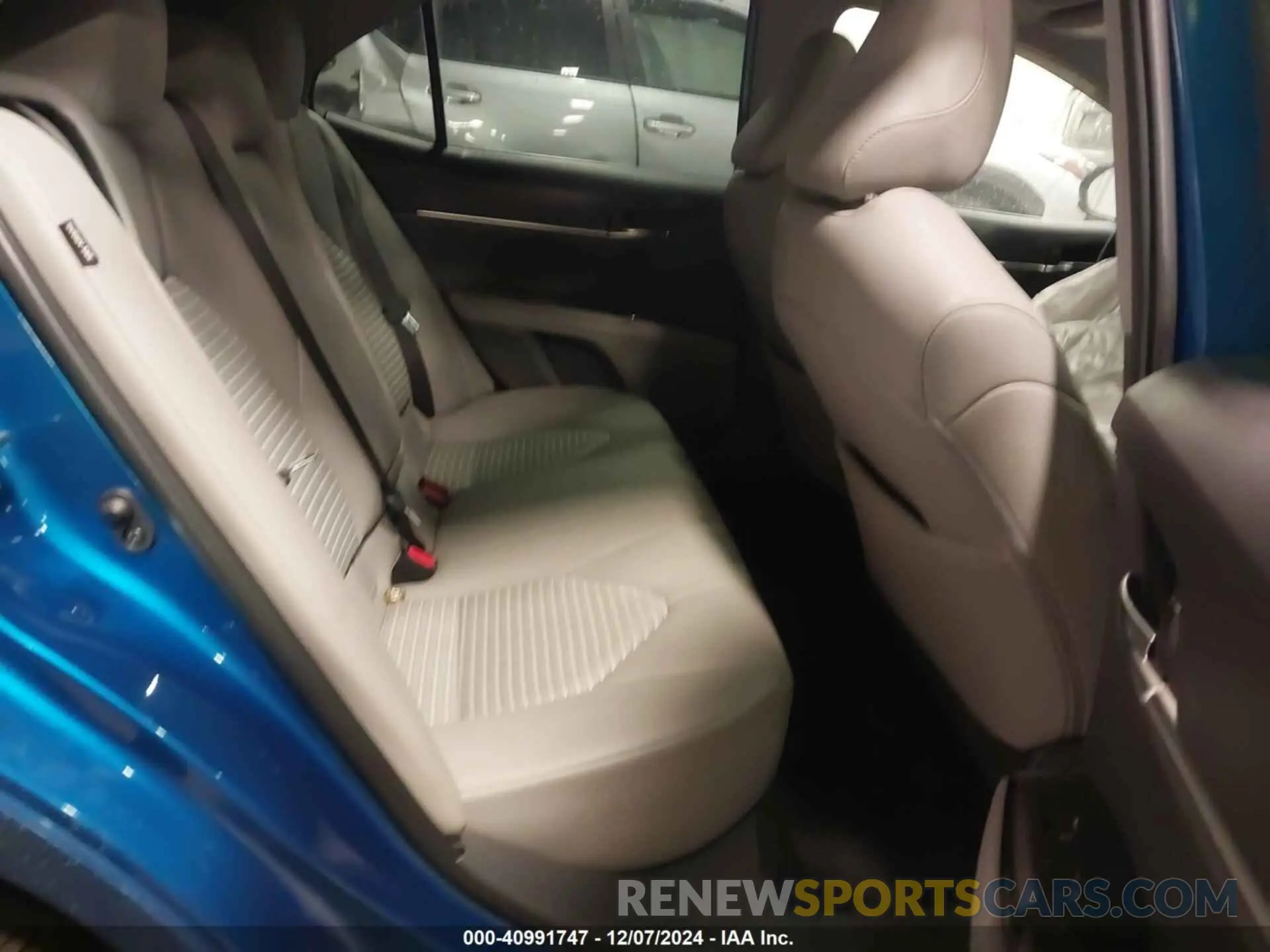 8 Photograph of a damaged car 4T1G11AK3LU309018 TOYOTA CAMRY 2020