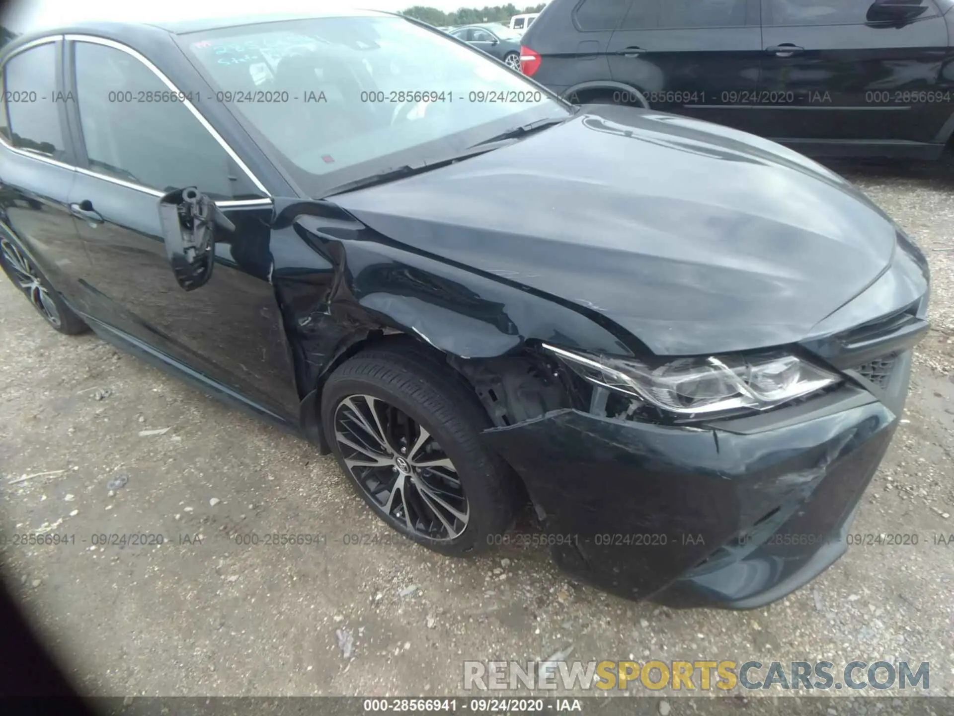 6 Photograph of a damaged car 4T1G11AK3LU309326 TOYOTA CAMRY 2020