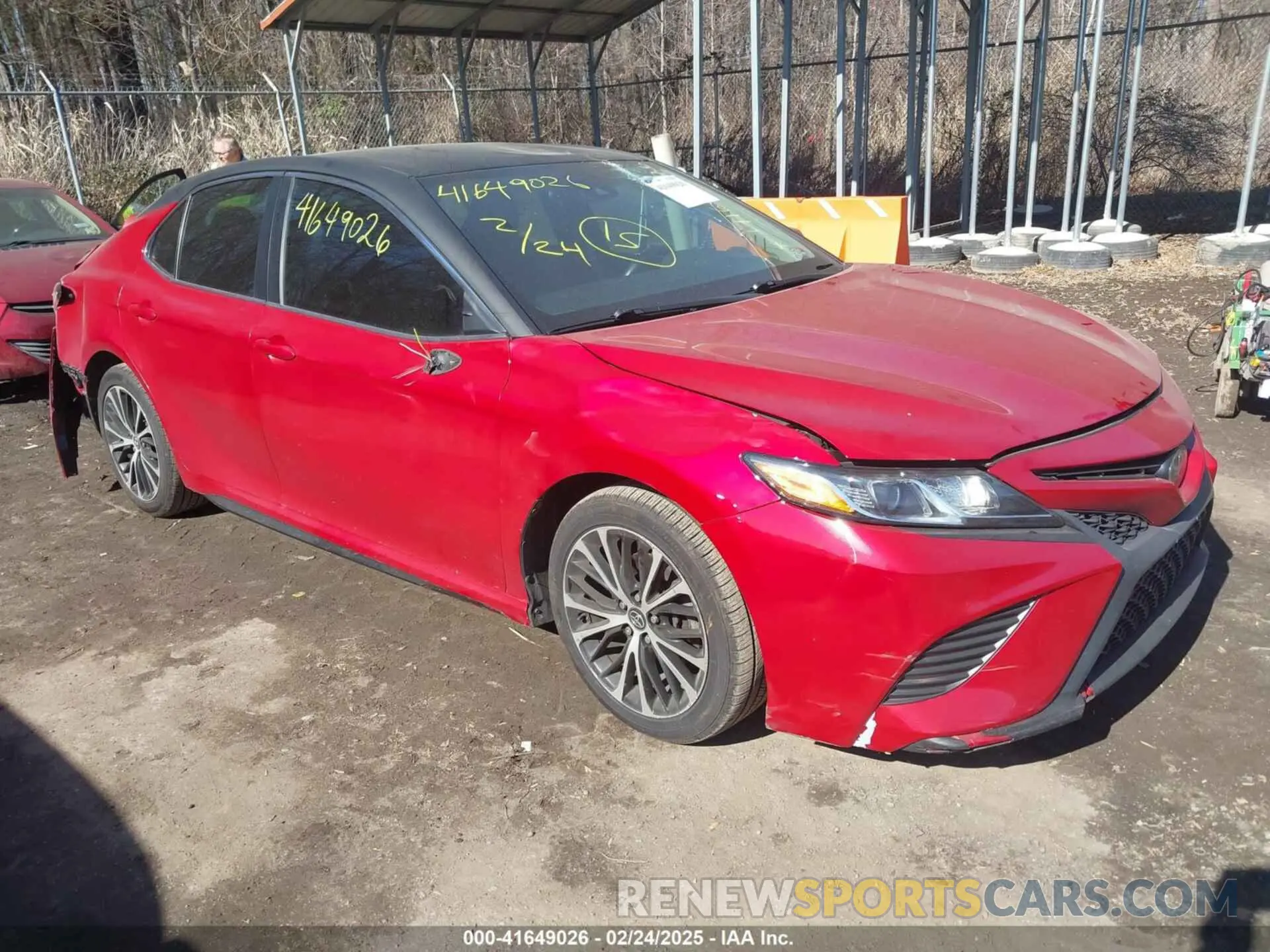 1 Фотография поврежденного автомобиля 4T1G11AK3LU320214 TOYOTA CAMRY 2020
