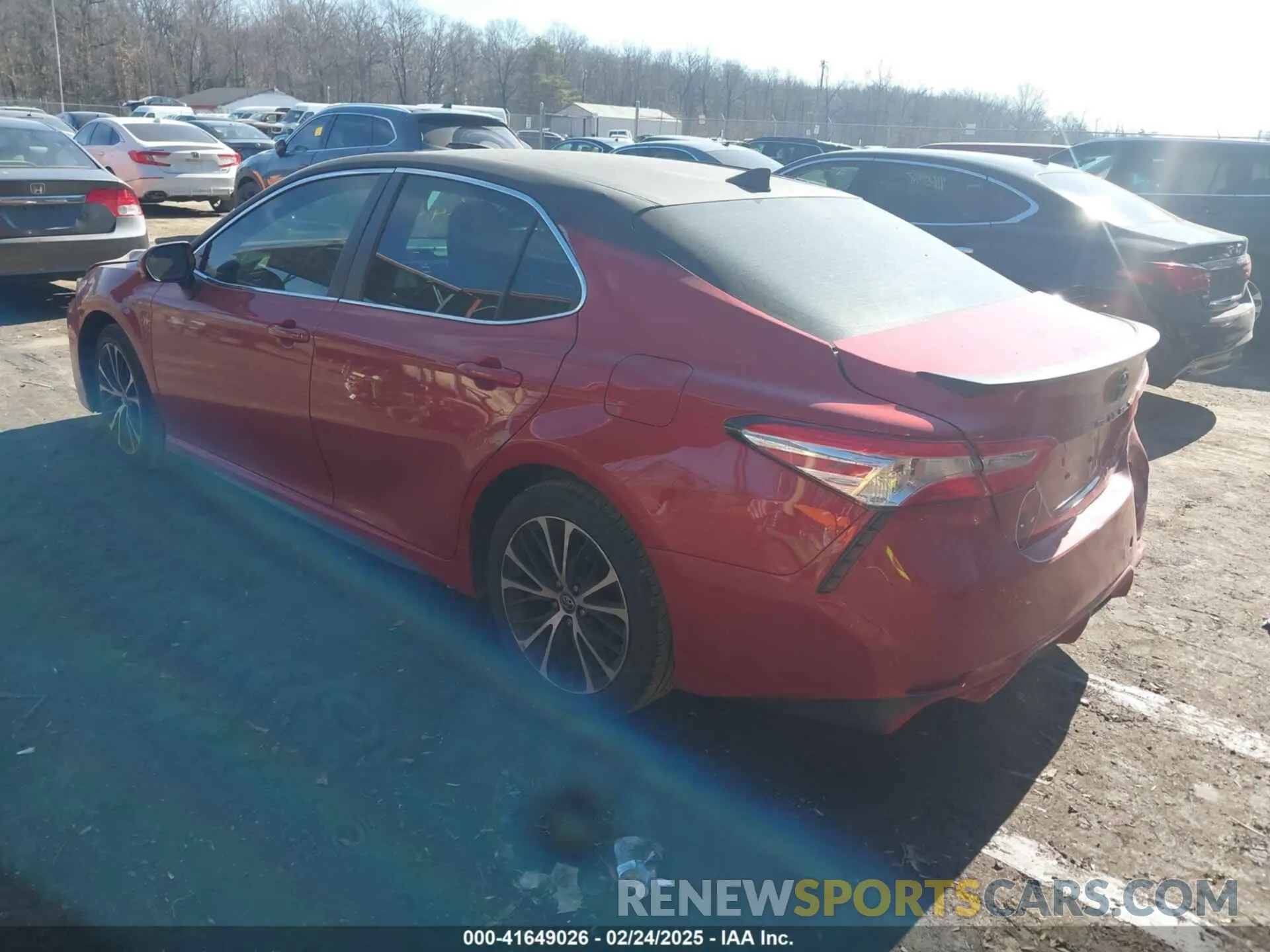 3 Фотография поврежденного автомобиля 4T1G11AK3LU320214 TOYOTA CAMRY 2020