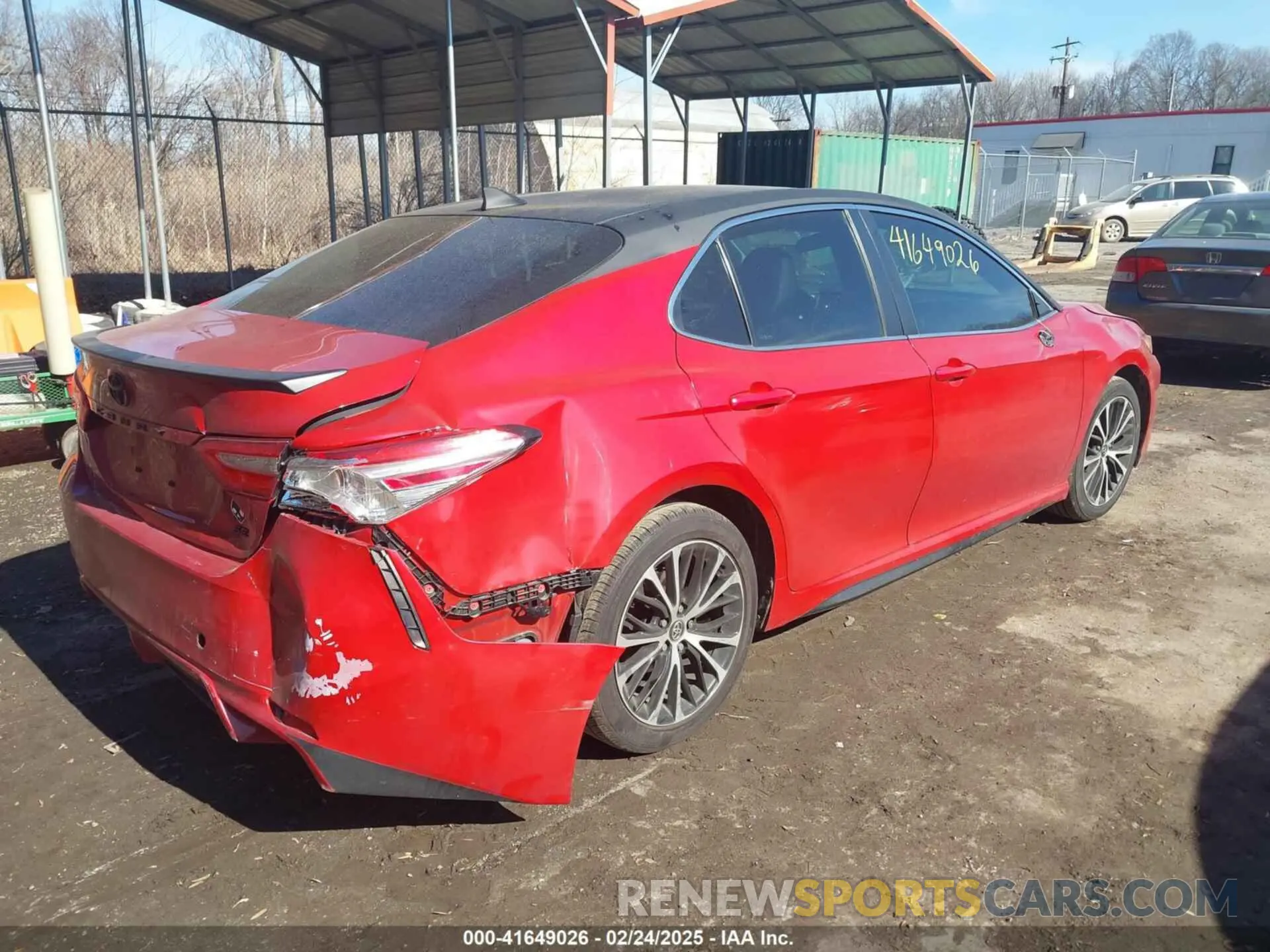 4 Фотография поврежденного автомобиля 4T1G11AK3LU320214 TOYOTA CAMRY 2020