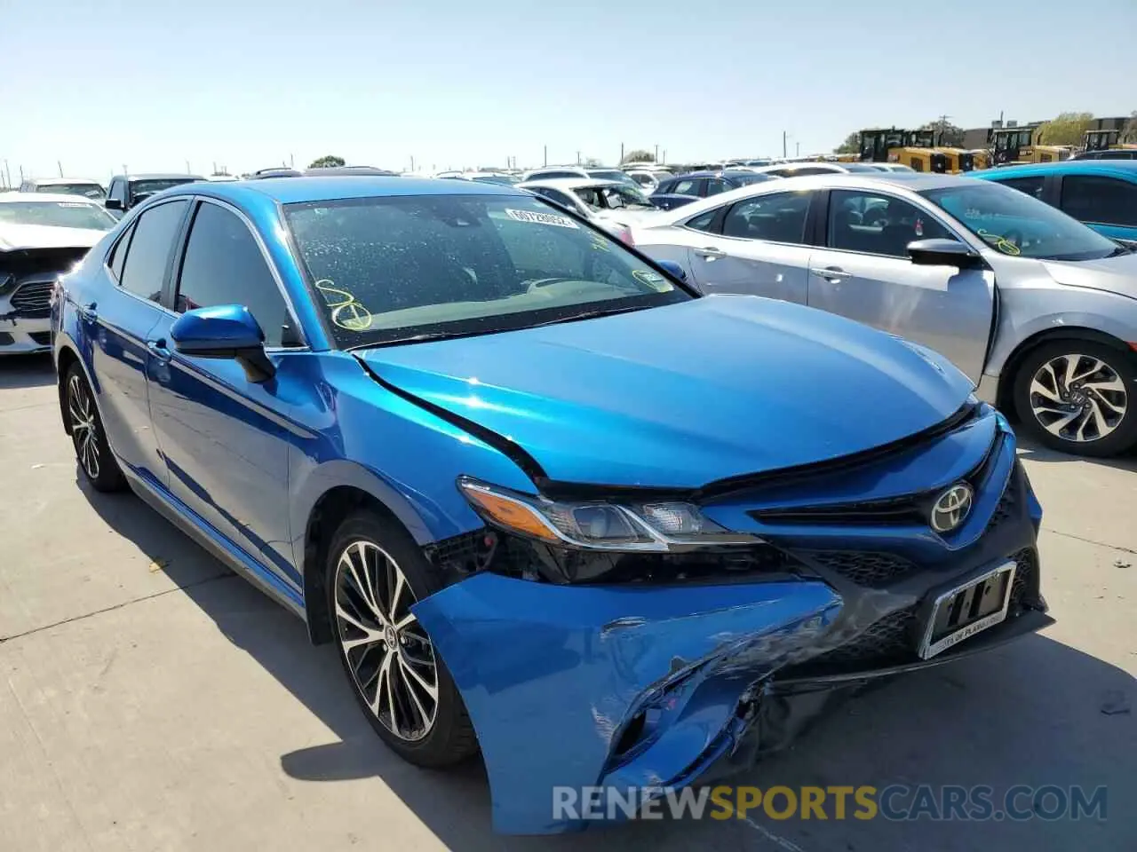1 Photograph of a damaged car 4T1G11AK3LU321797 TOYOTA CAMRY 2020