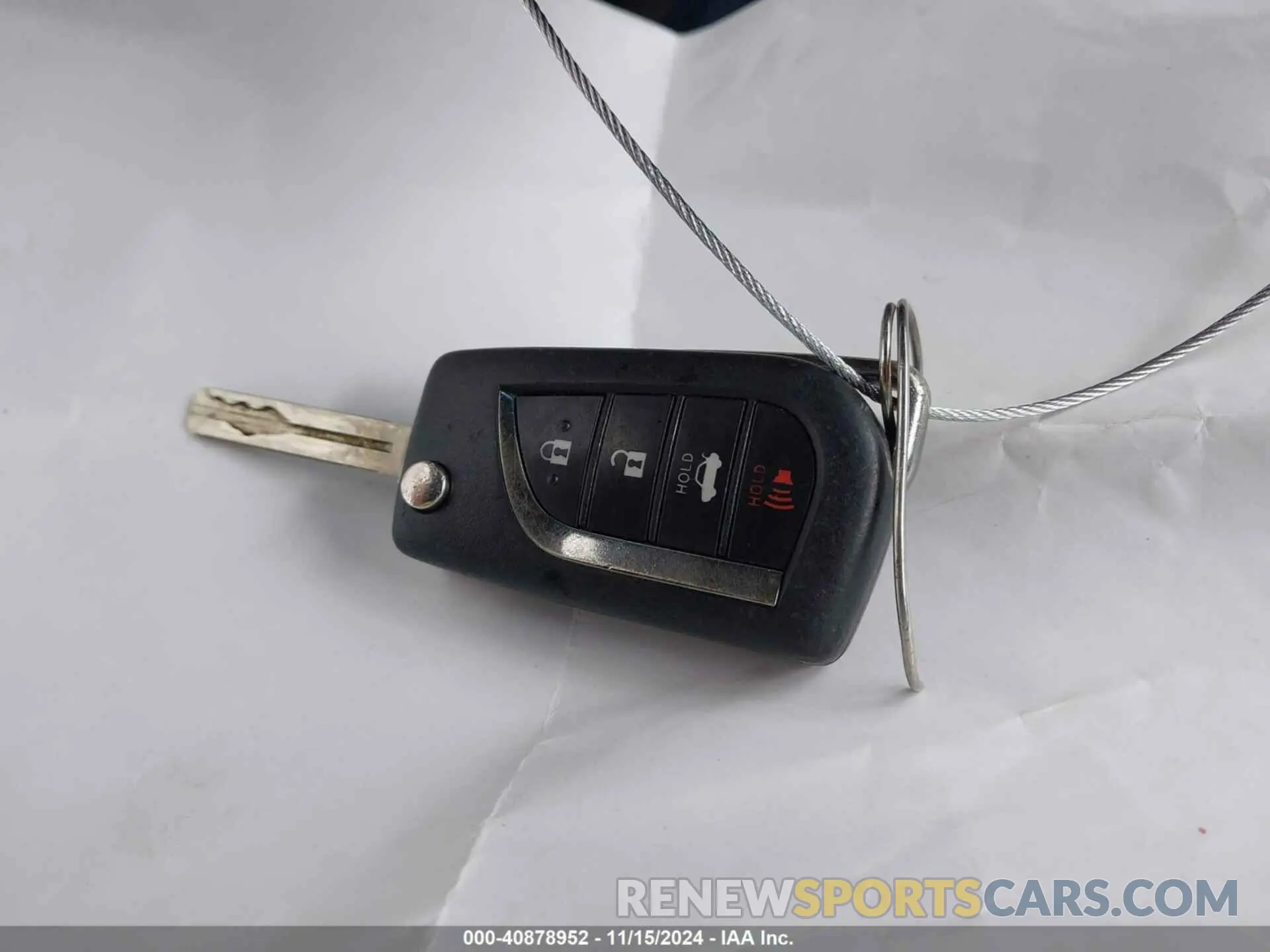 11 Photograph of a damaged car 4T1G11AK3LU350796 TOYOTA CAMRY 2020