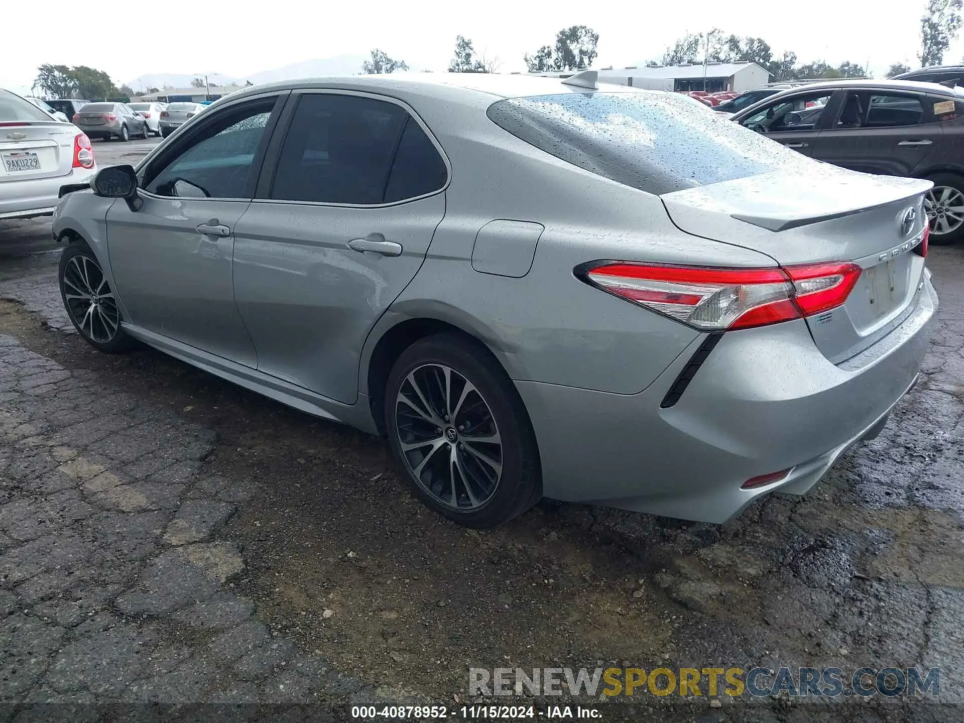 3 Photograph of a damaged car 4T1G11AK3LU350796 TOYOTA CAMRY 2020