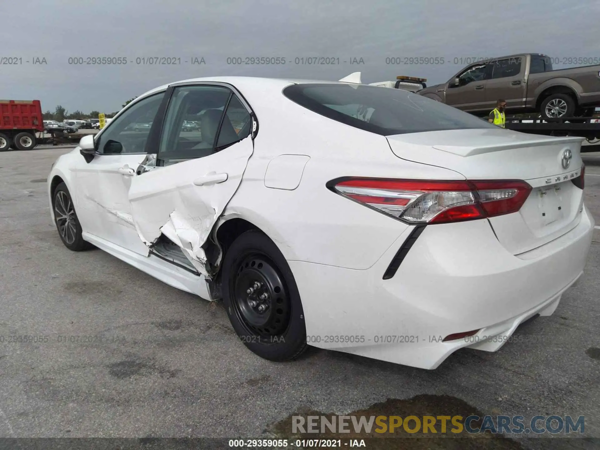 6 Photograph of a damaged car 4T1G11AK3LU360969 TOYOTA CAMRY 2020