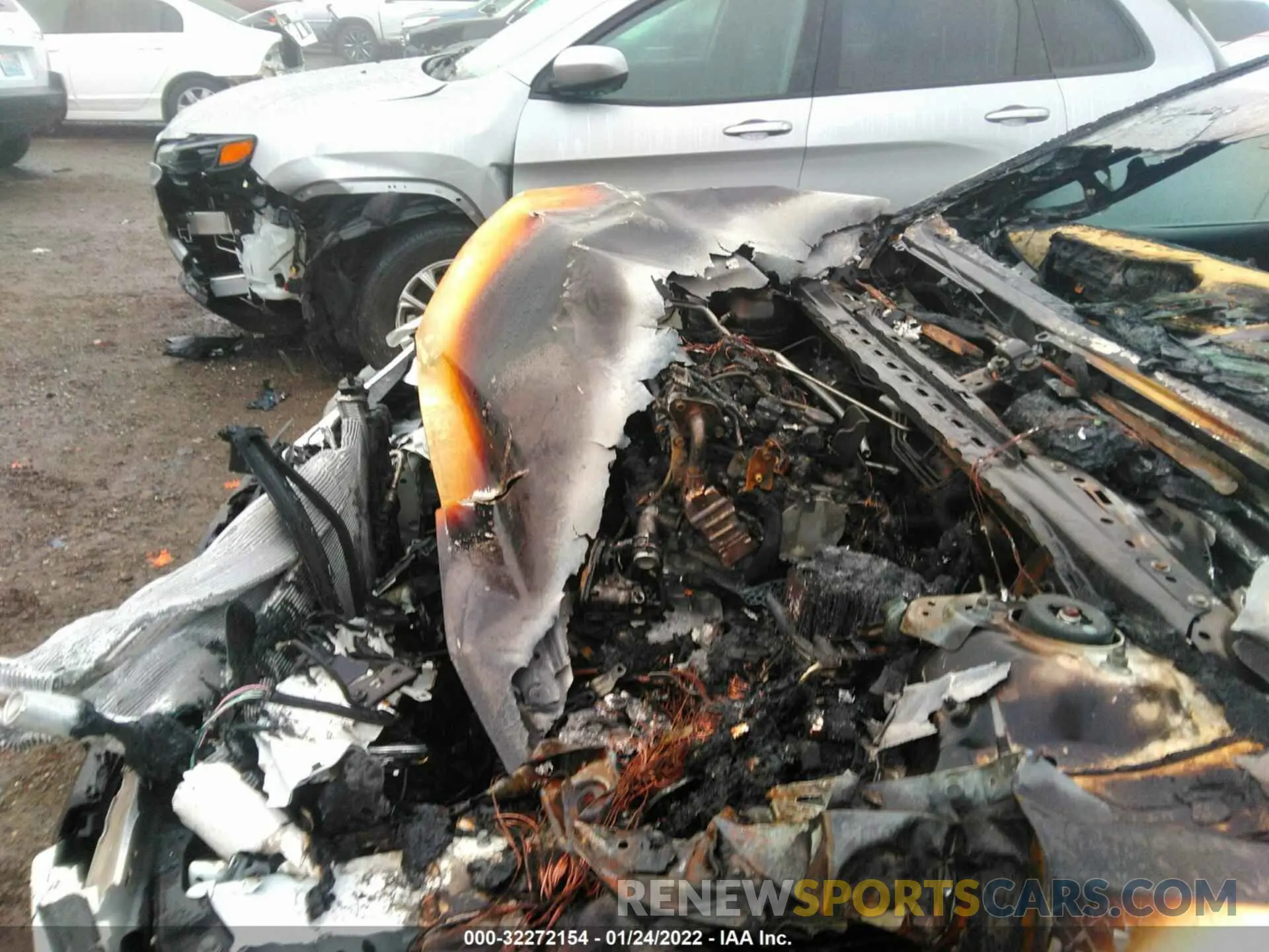 10 Photograph of a damaged car 4T1G11AK3LU364844 TOYOTA CAMRY 2020
