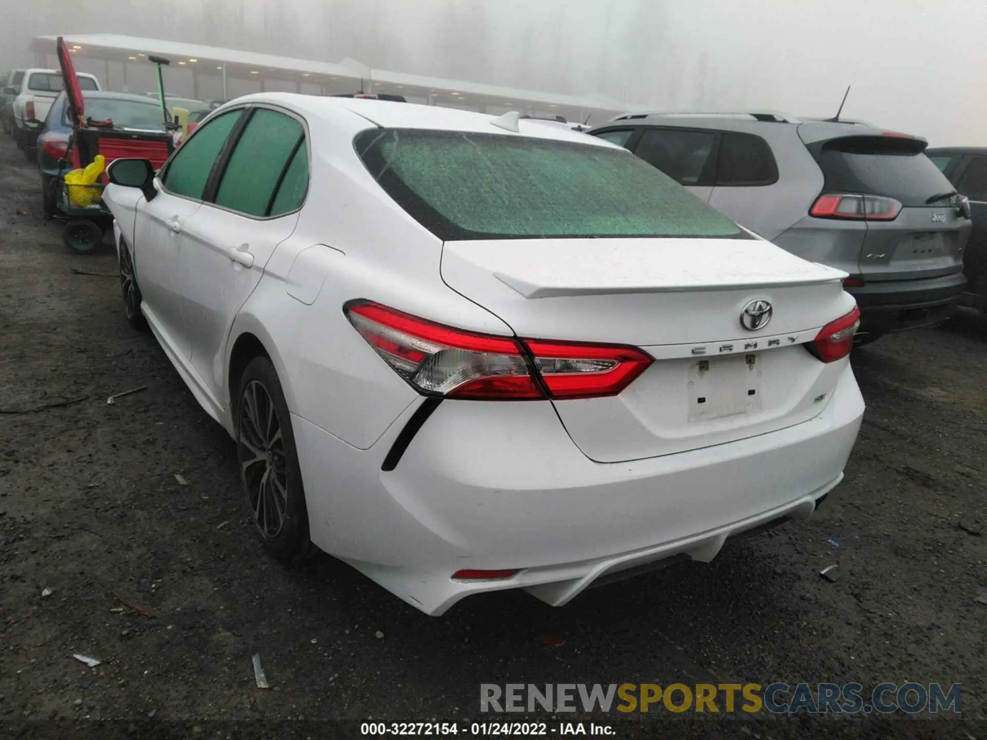 3 Photograph of a damaged car 4T1G11AK3LU364844 TOYOTA CAMRY 2020