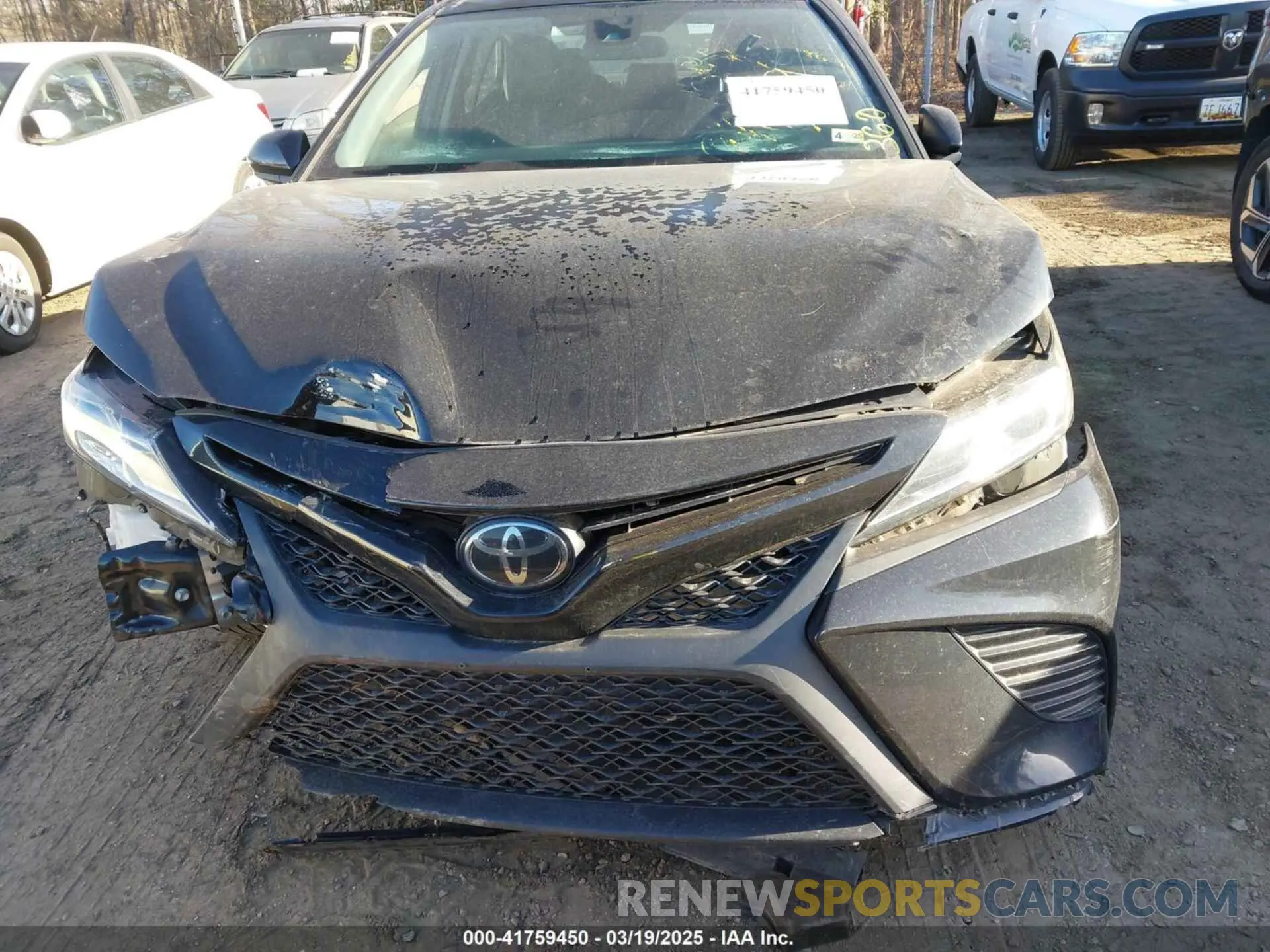 12 Photograph of a damaged car 4T1G11AK3LU365315 TOYOTA CAMRY 2020