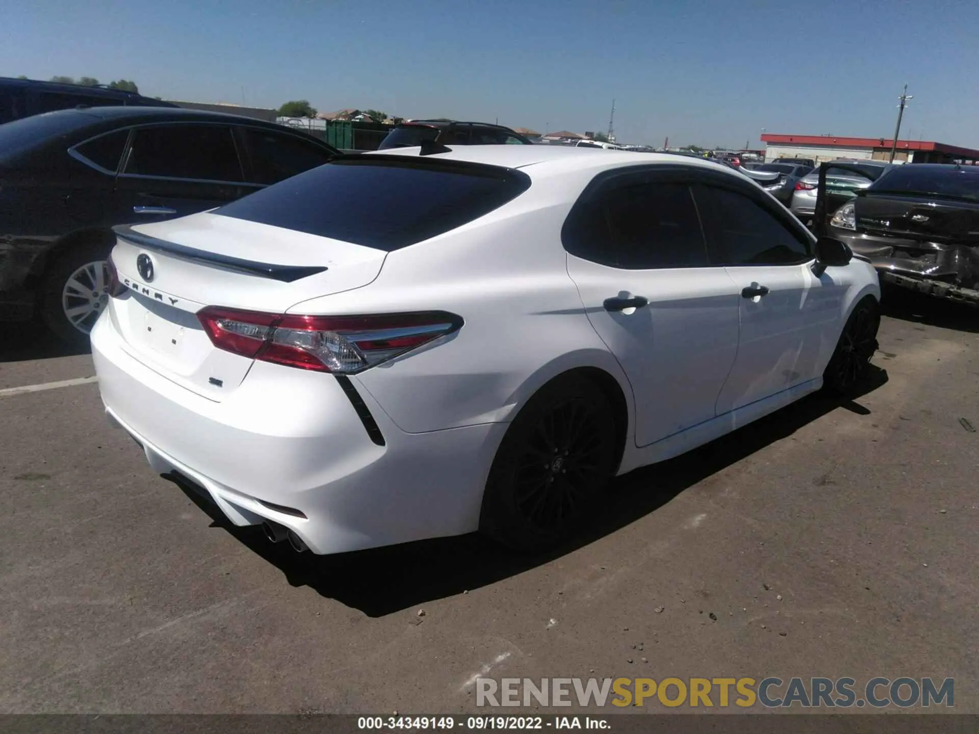 4 Фотография поврежденного автомобиля 4T1G11AK3LU379344 TOYOTA CAMRY 2020