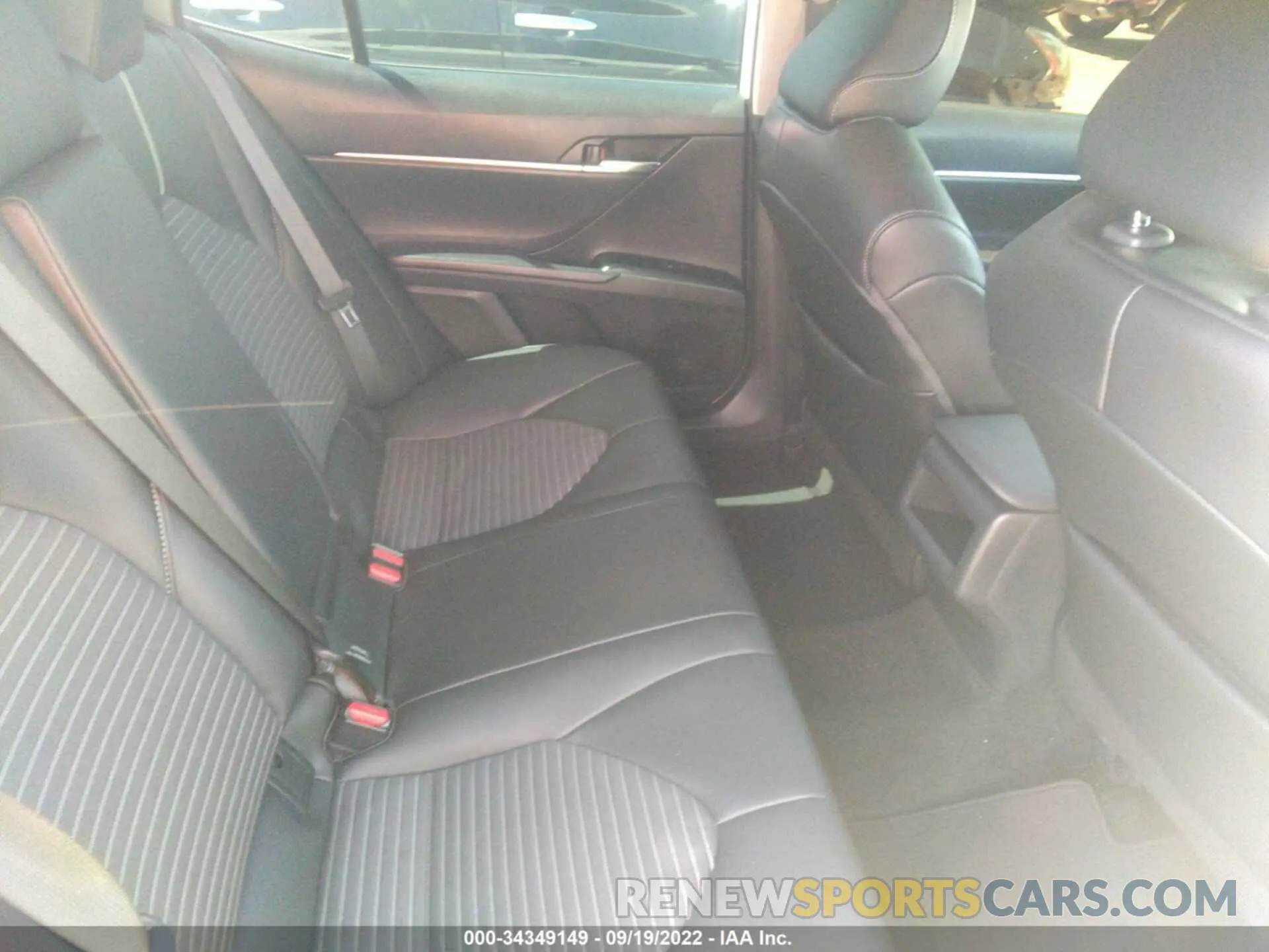 8 Фотография поврежденного автомобиля 4T1G11AK3LU379344 TOYOTA CAMRY 2020