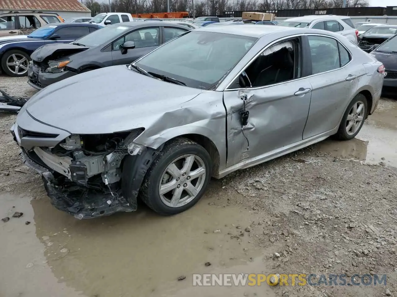 1 Photograph of a damaged car 4T1G11AK3LU380591 TOYOTA CAMRY 2020