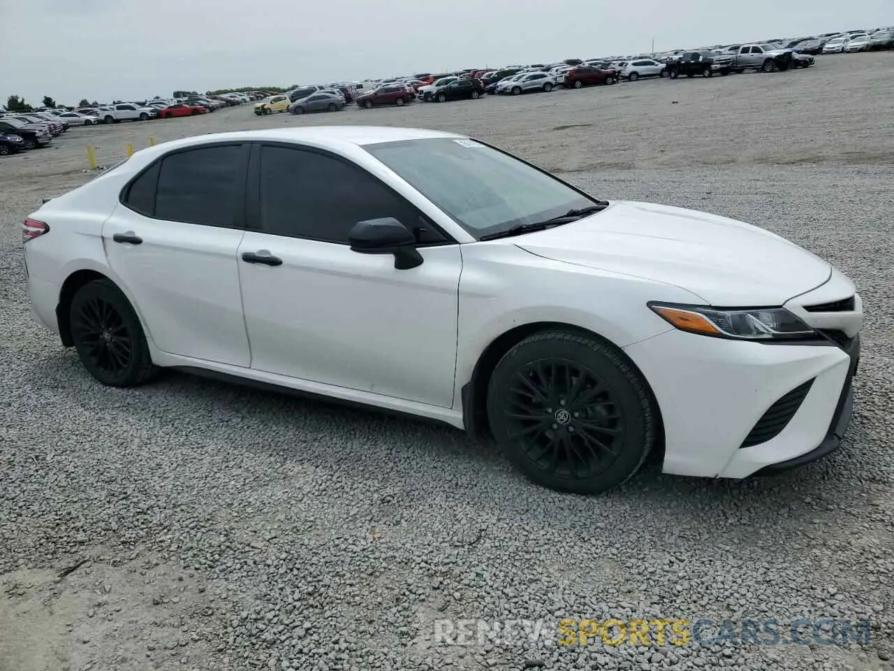 4 Фотография поврежденного автомобиля 4T1G11AK3LU398816 TOYOTA CAMRY 2020